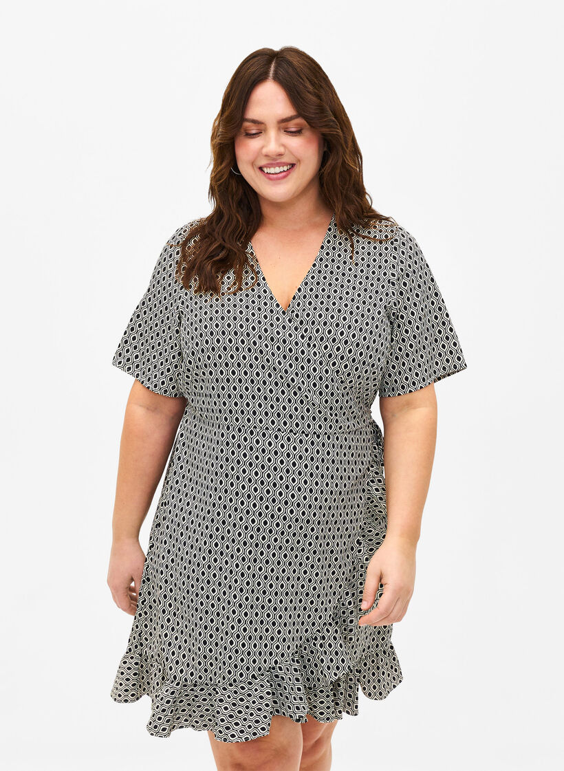 FLASH - Wrap dress with short sleeves, Black White Graphic, Model image number 0