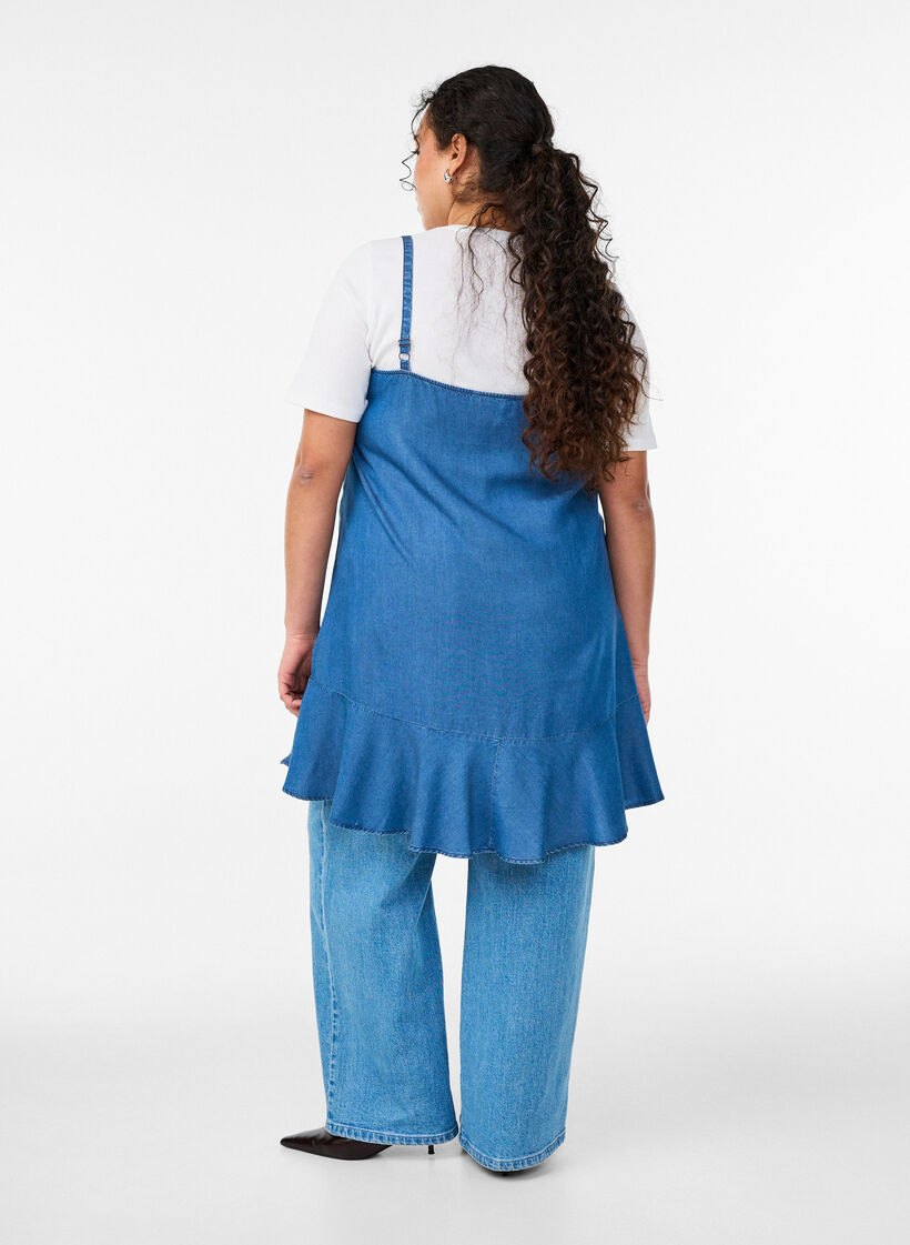 Knee-length strap dress in TENCEL&trade; Lyocell with a denim look, Blue, Model image number 2