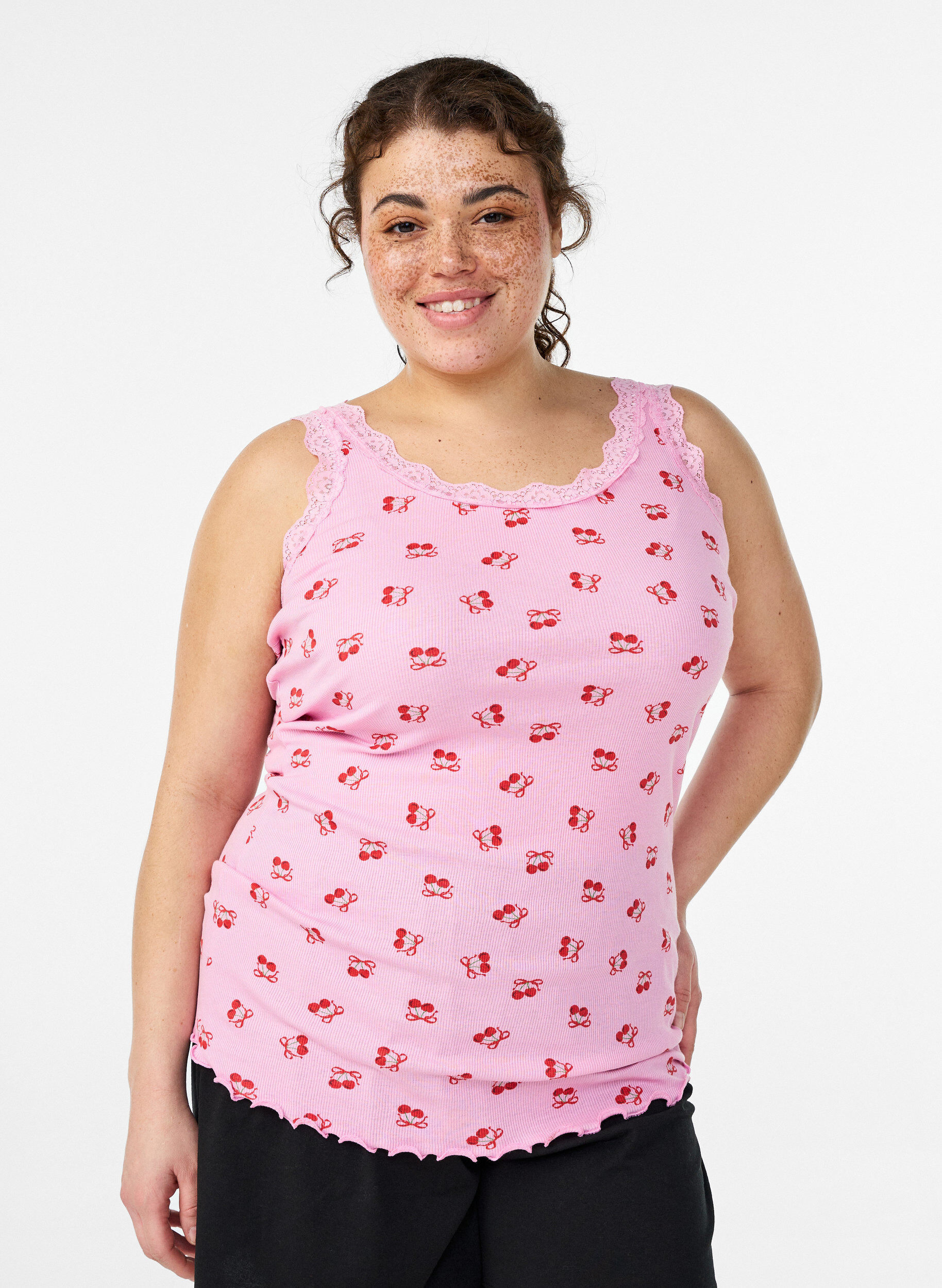 Top with print and lace edge, Pink, Model