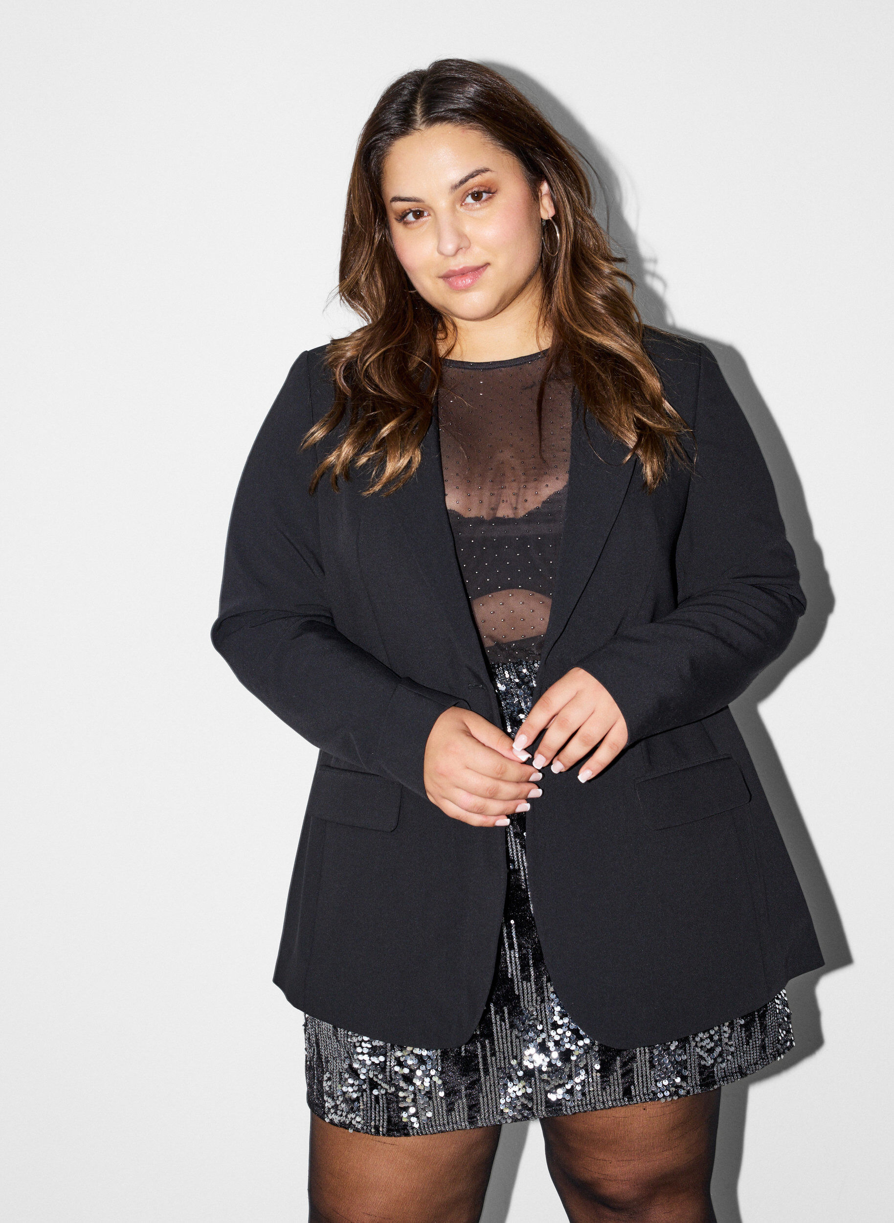 ZizzifashionBlazer with back vent and tie detail, Black, Model image number 0