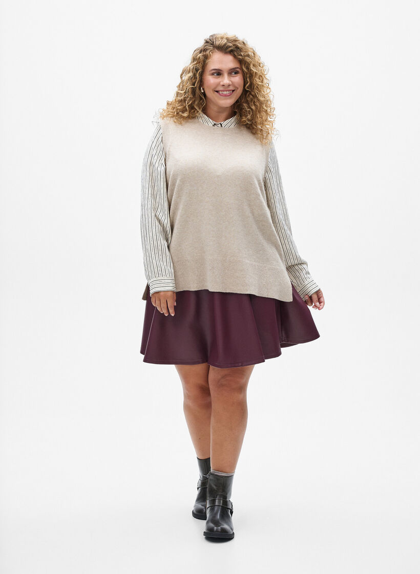 Knitted vest with ribbed edges, Beige, Model image number 1