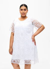 Short-sleeved lace party dress, Bright White, Model