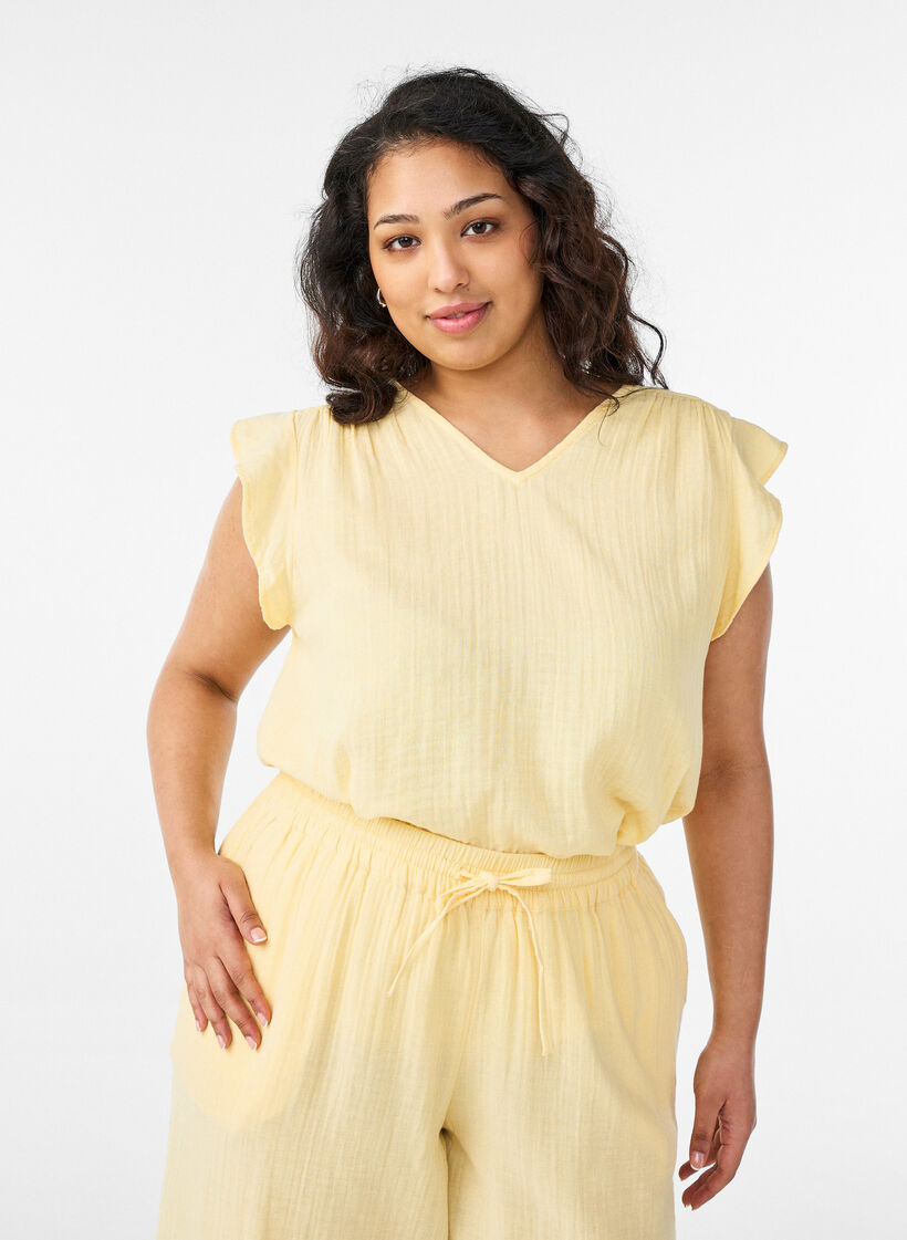 Sleeveless top in cotton muslin with ruffles, Yellow, Model image number 0
