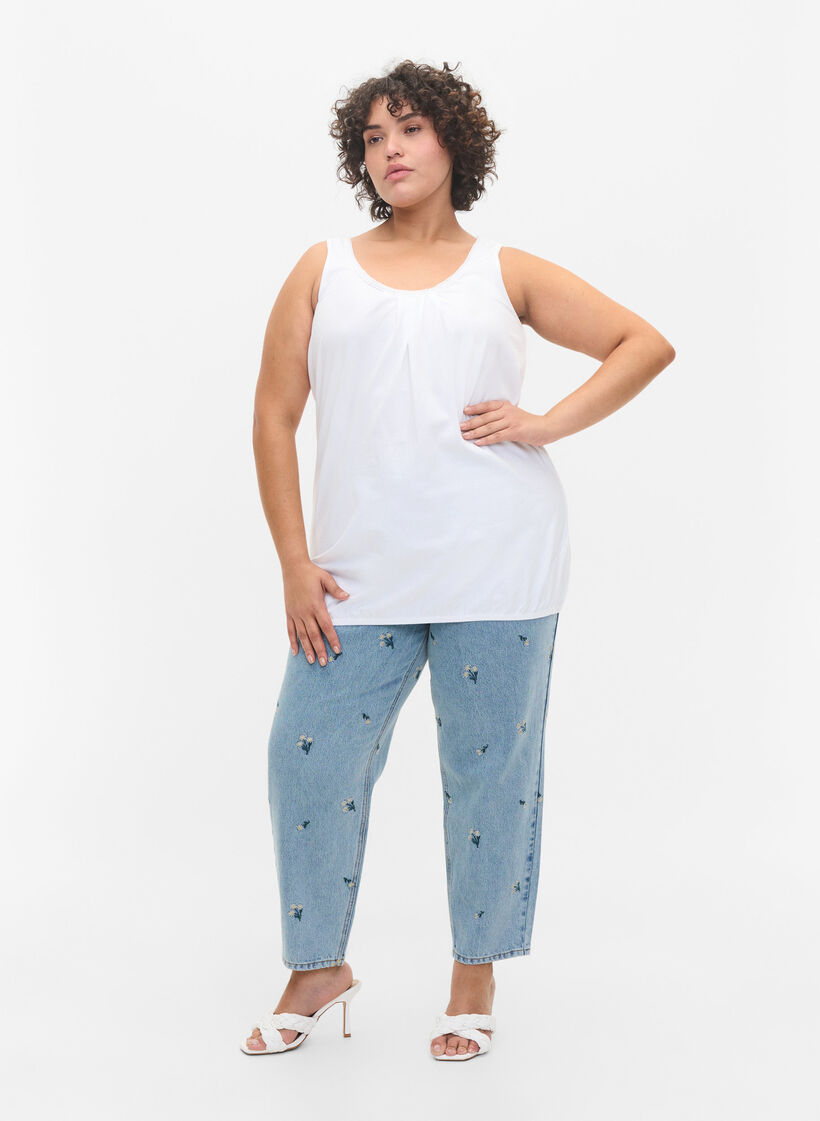 Cotton top with rounded neckline and lace trim, Bright White, Model image number 2