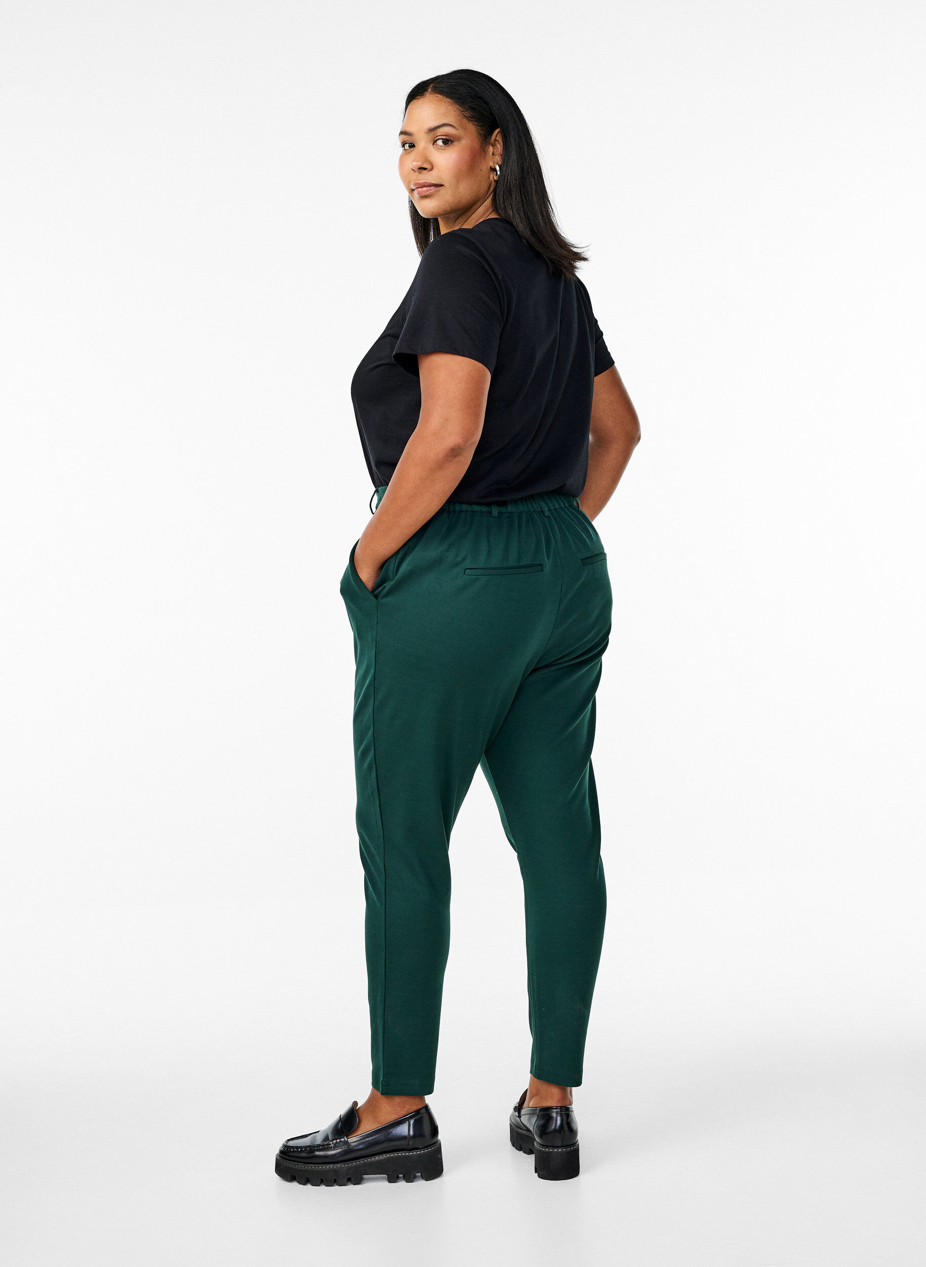 ZizzifashionCropped Maddison trousers, Green, Model image number 1