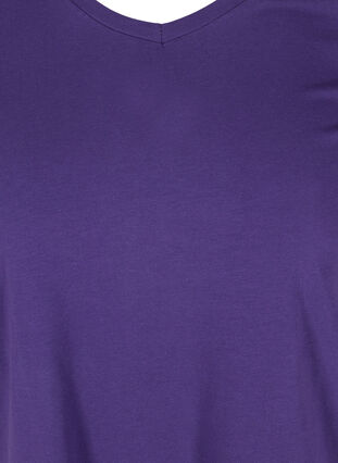Basic t-shirt with v-neck, Parachute Purple, Packshot image number 2