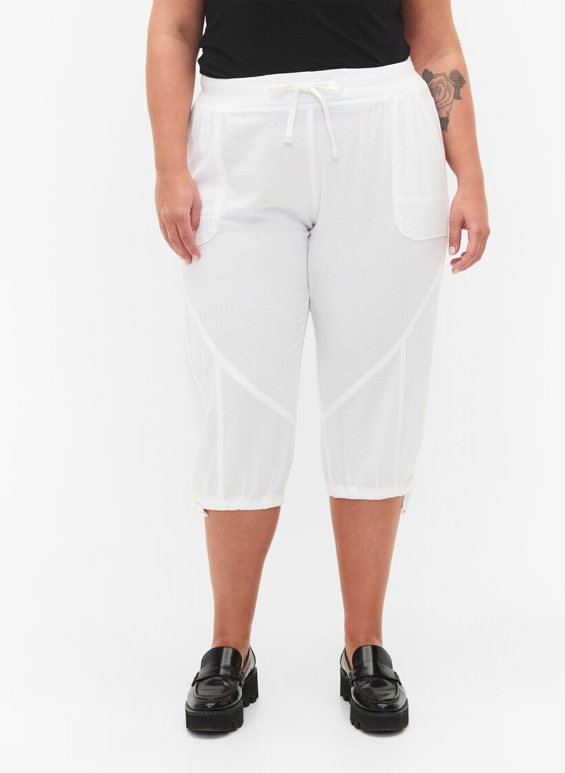 Cotton Capri trousers , White, Model image number 3