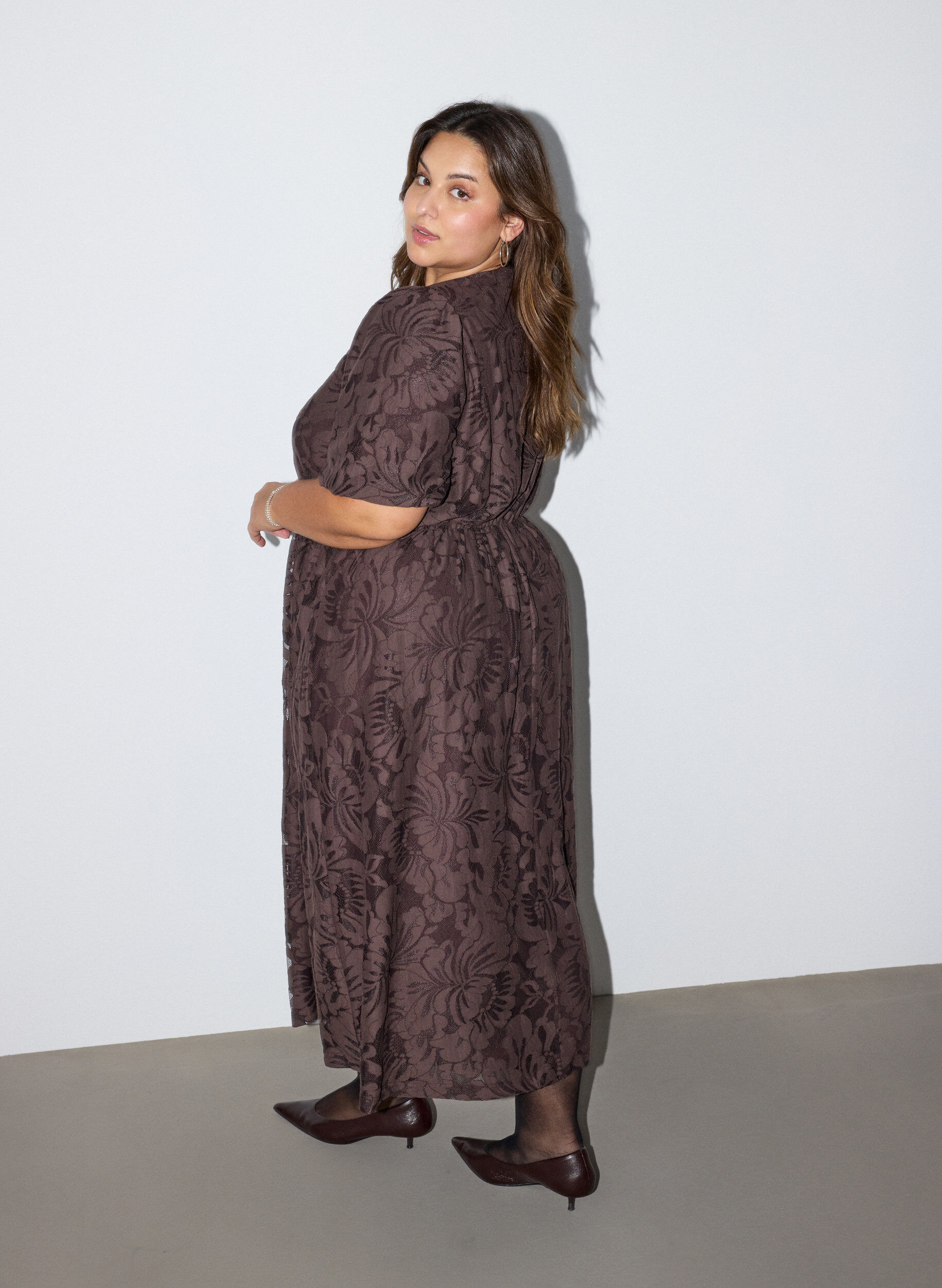 ZizzifashionMidi dress with floral jacquard, Brown, Model image number 1