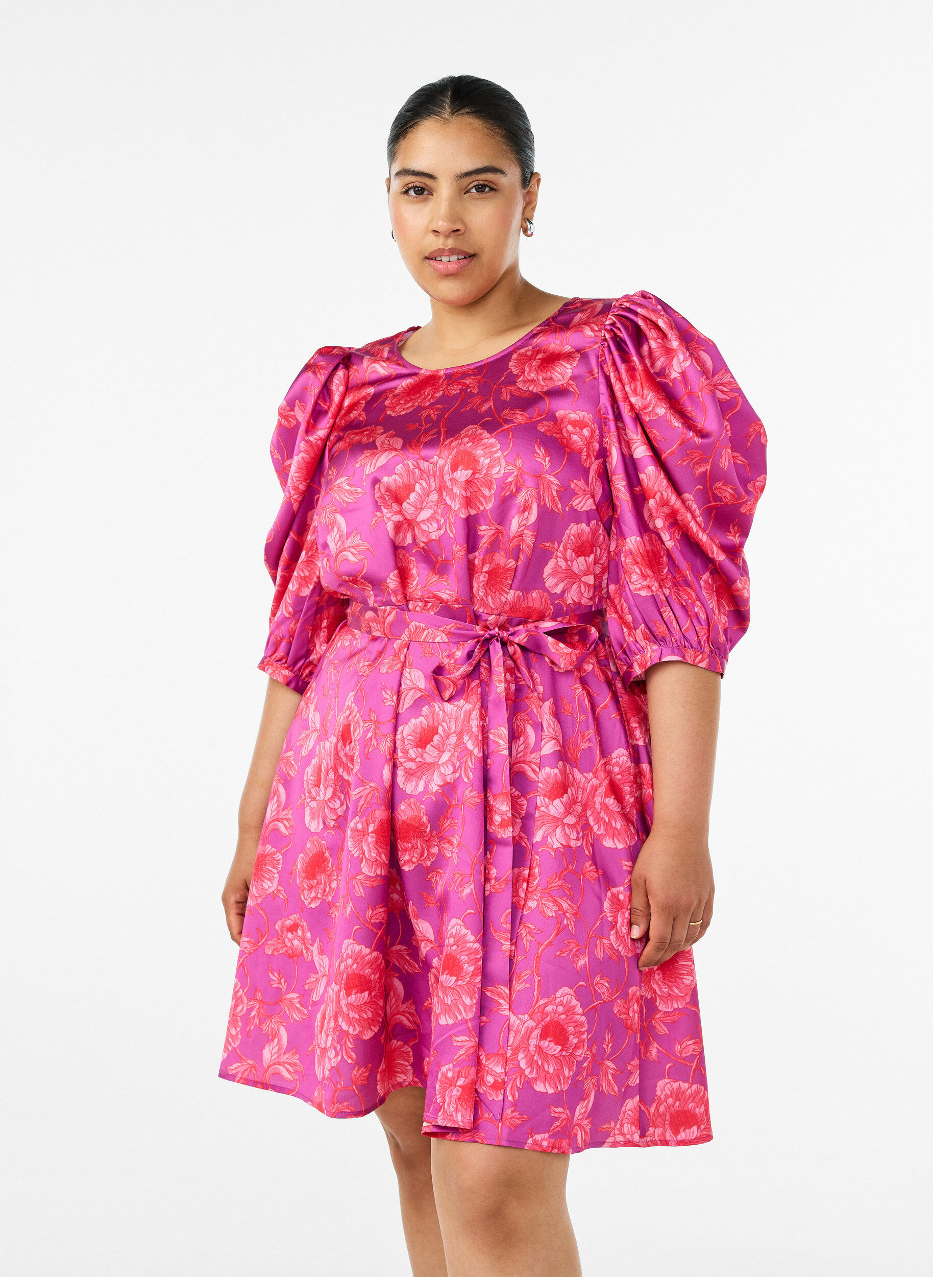 Zizzifashion Floral dress with puff sleeves and tie-belt, Pink, Model image number 0