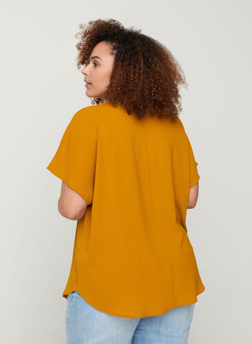 Blouse with short sleeves and a round neckline, Buckthorn Brown, Model image number 1