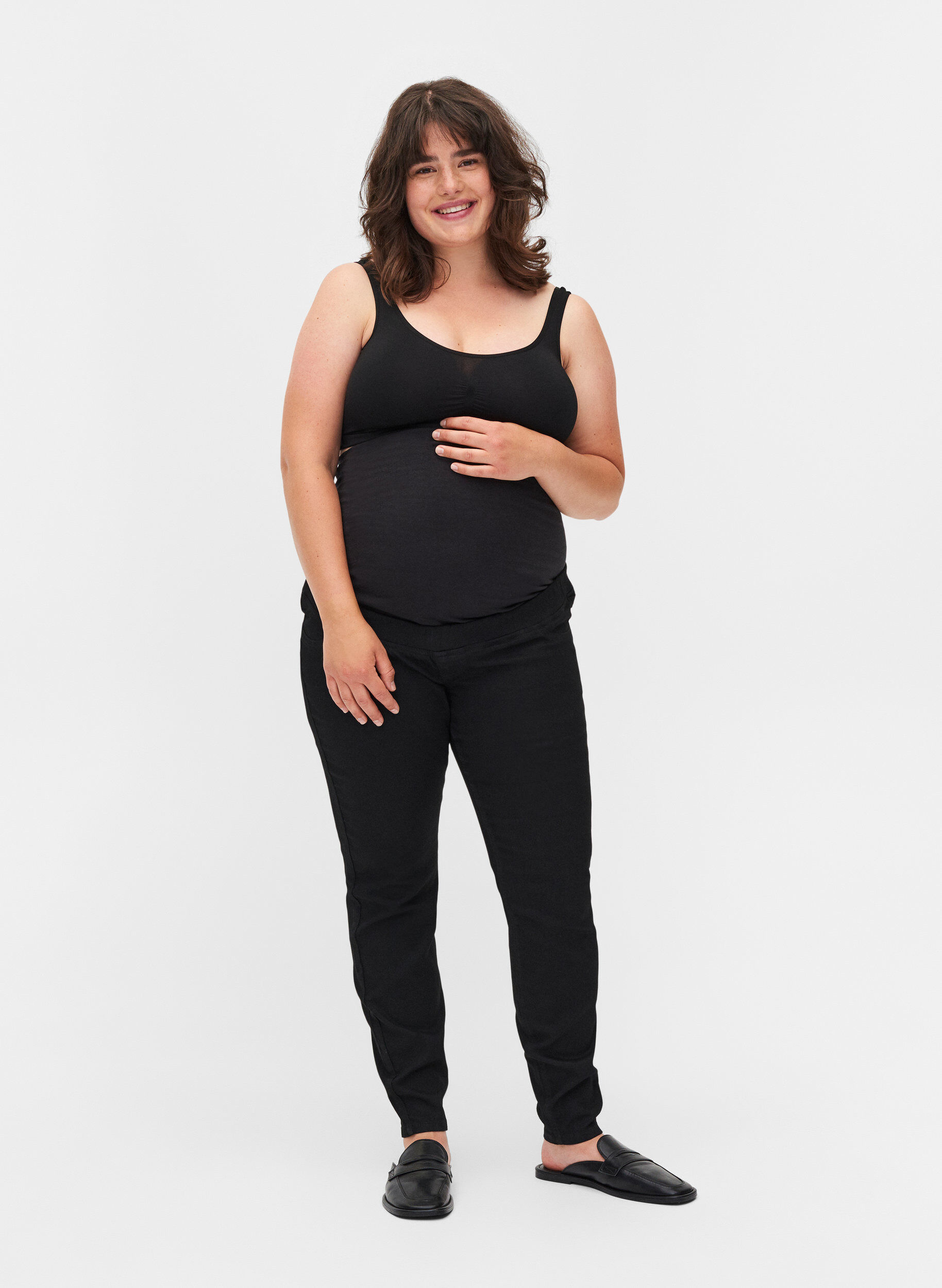 Zizzifashion Maternity jeggings with back pockets, Black, Model image number 3