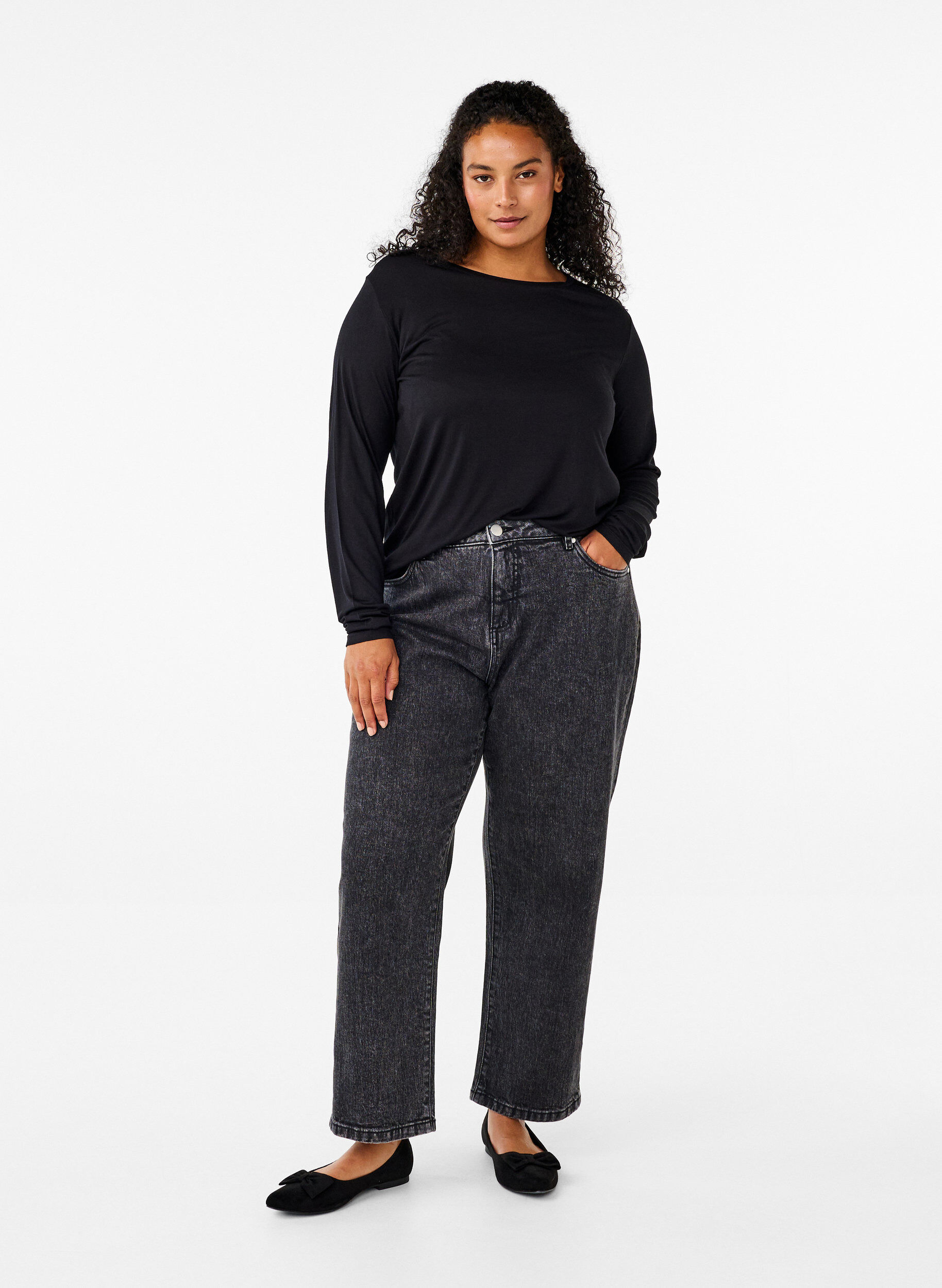 ZizzifashionLong-sleeved blouse in wool and viscose, Black, Model image number 1