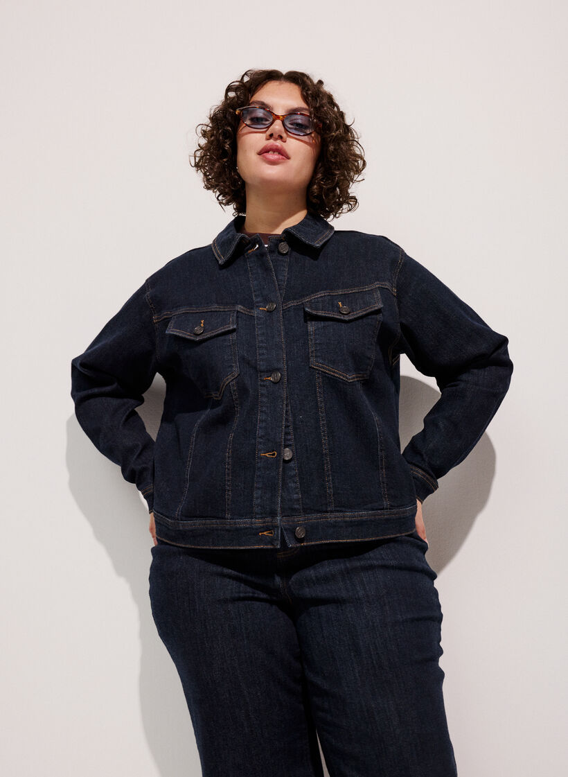 Dark denim with attitude, , Model