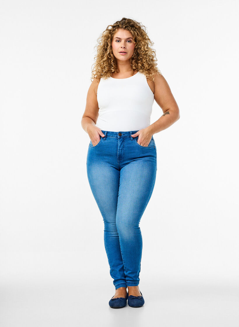 Super slim Amy jeans with high waist, Light blue, Model image number 0