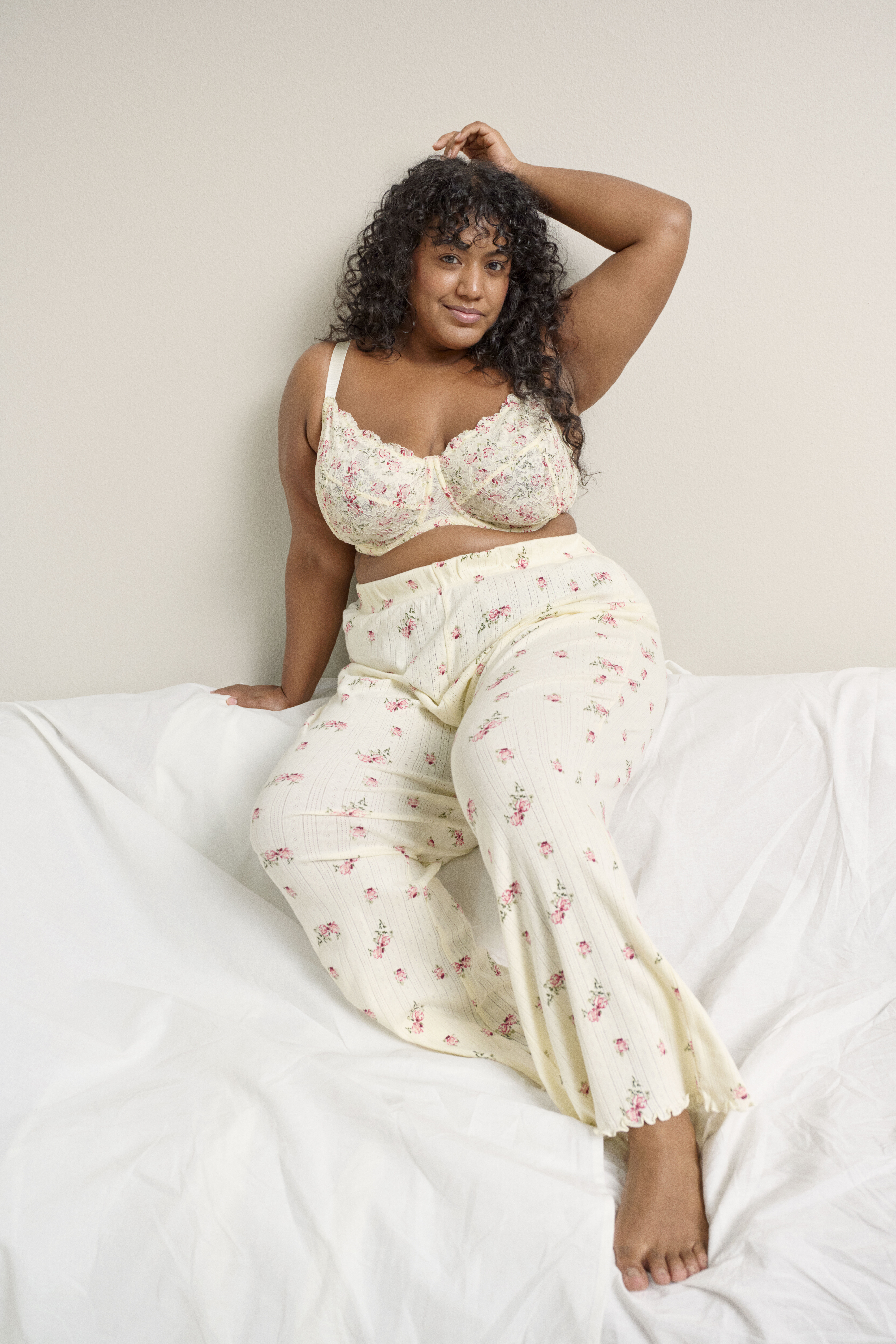 Lace and flowers, , Model