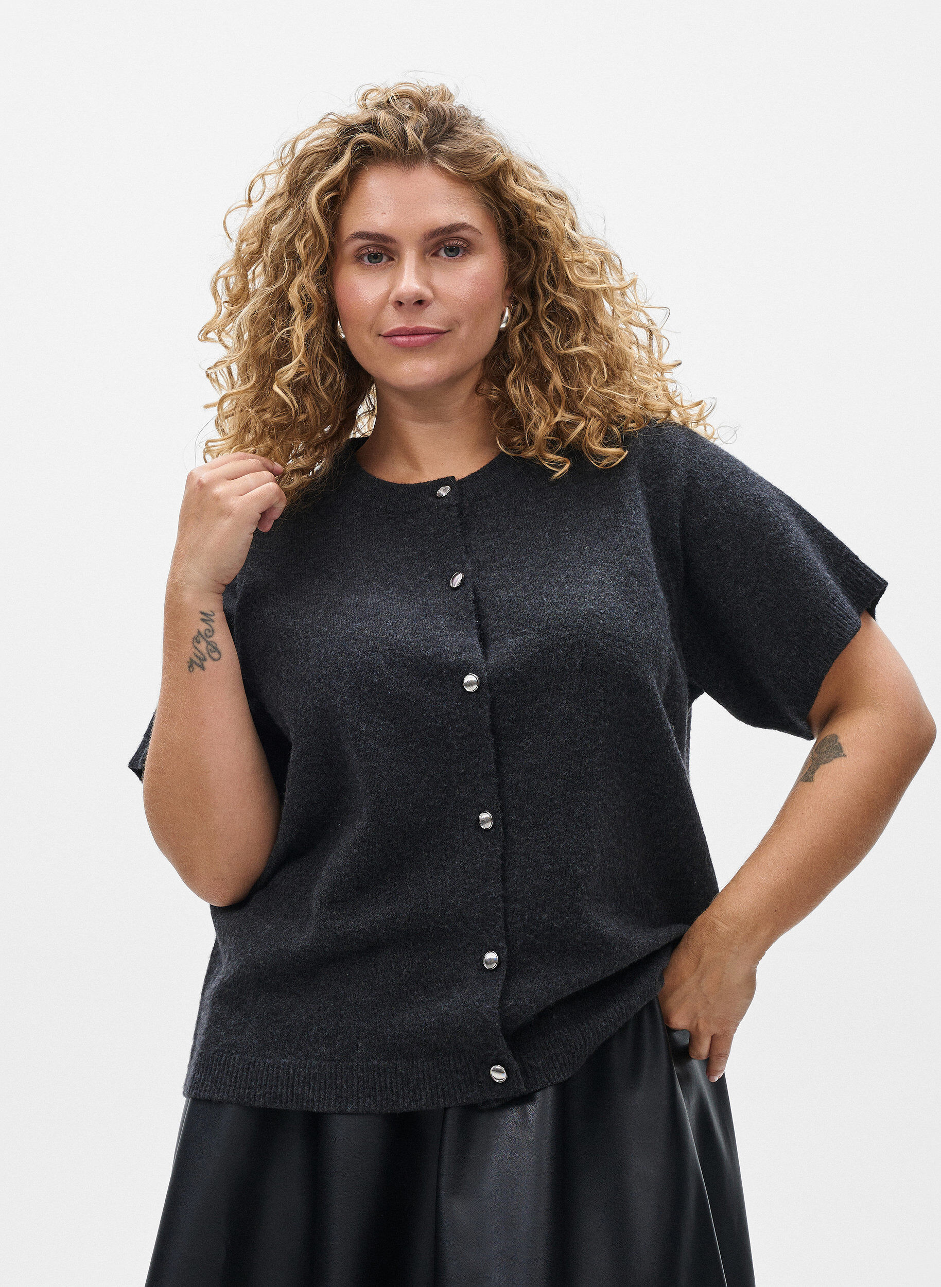 Knitwear cardigan with short sleeves, Dark Grey, Model