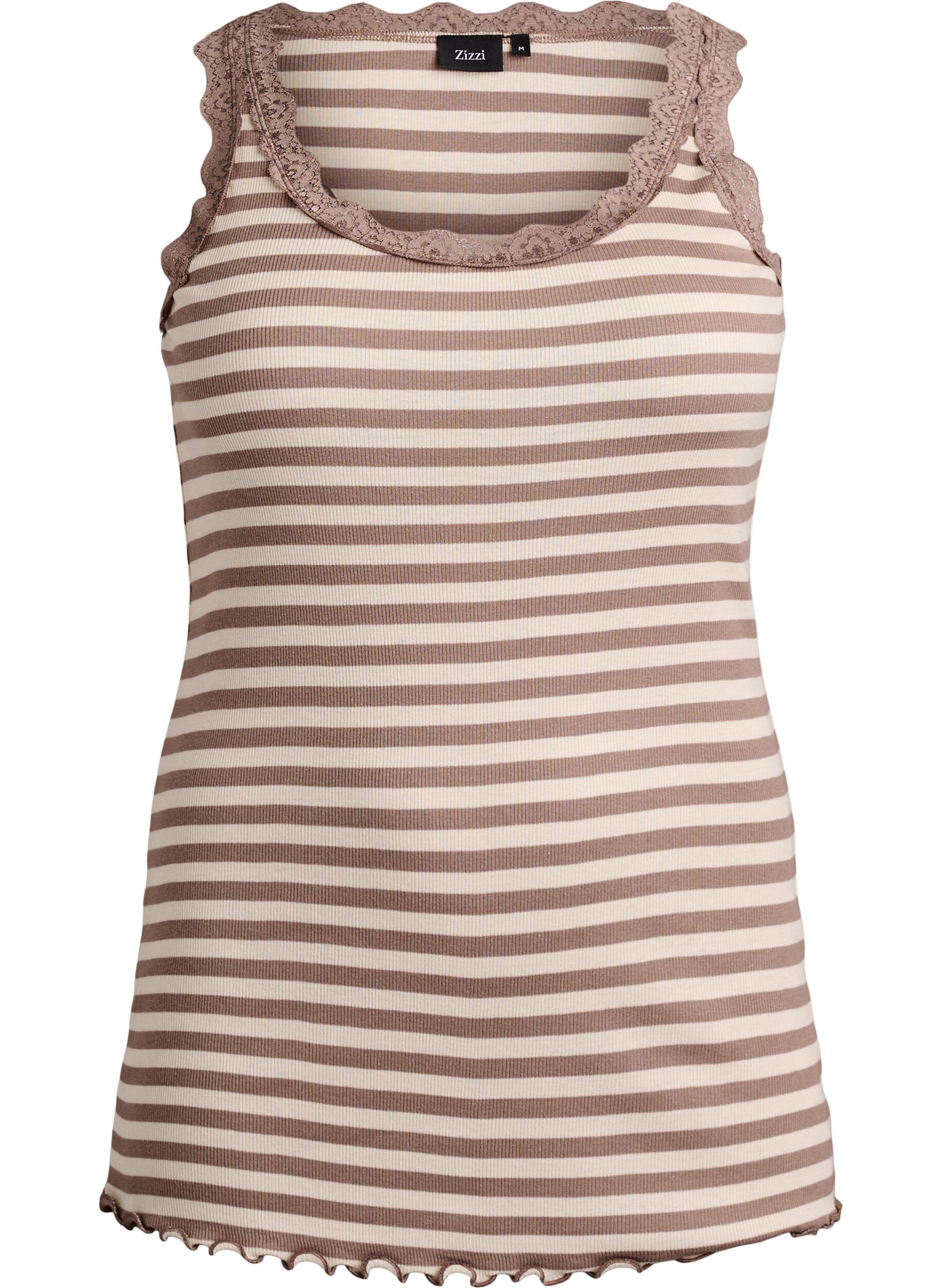 Striped top with a ribbed texture and a lace trim