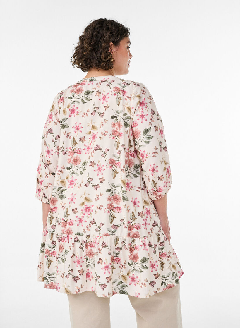 A-line tunic in viscose with 3/4 sleeves, Vanilla, Model image number 2