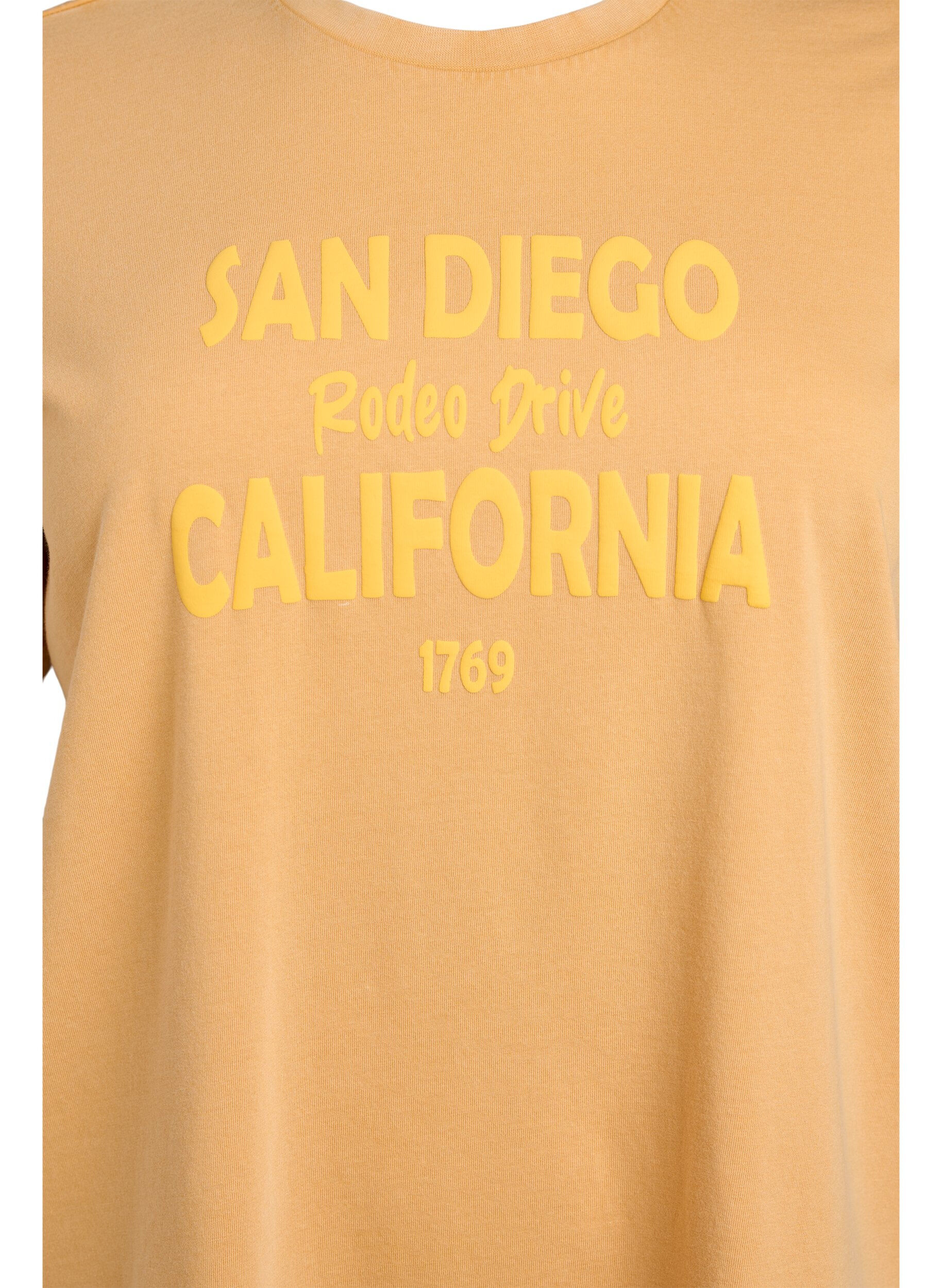 Zizzifashion T-shirt in organic cotton with a cool print, Yellow, Packshot image number 2