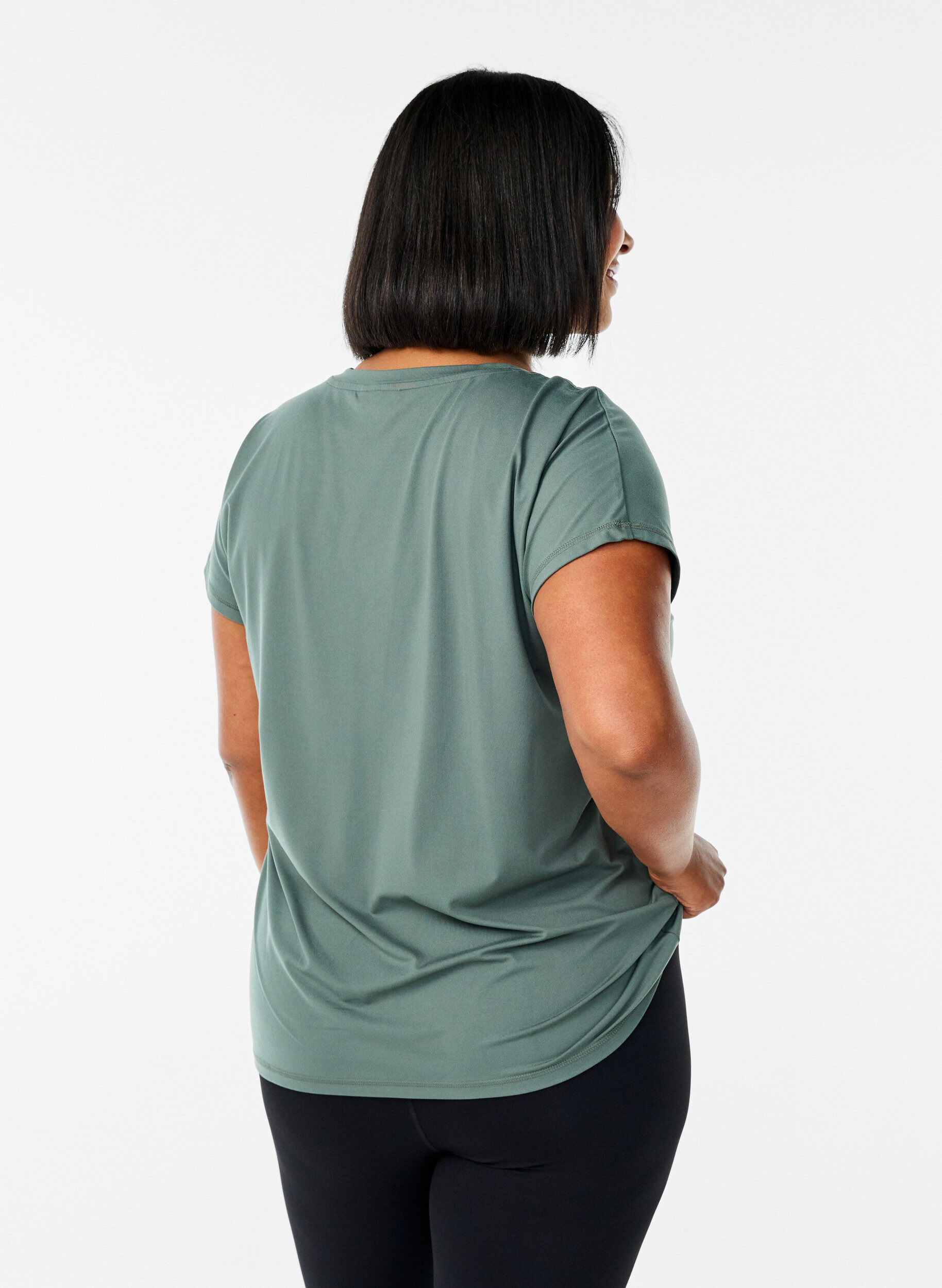 ZizzifashionLoose training t-shirt with v-neck, Green, Model image number 2
