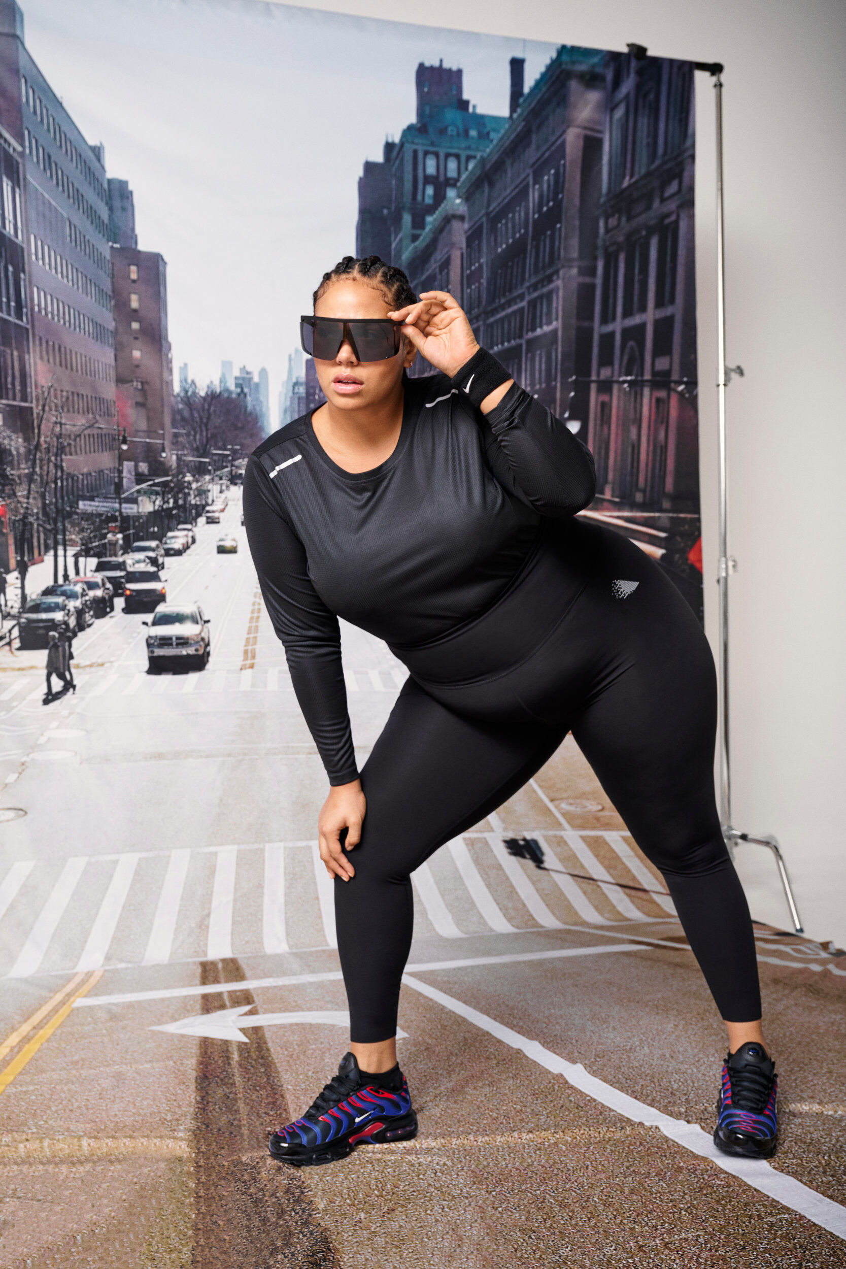 Zizzifashion CORE, SUPER TENSION TIGHTS - Leggings with inner pocket, Black, Model image number 4