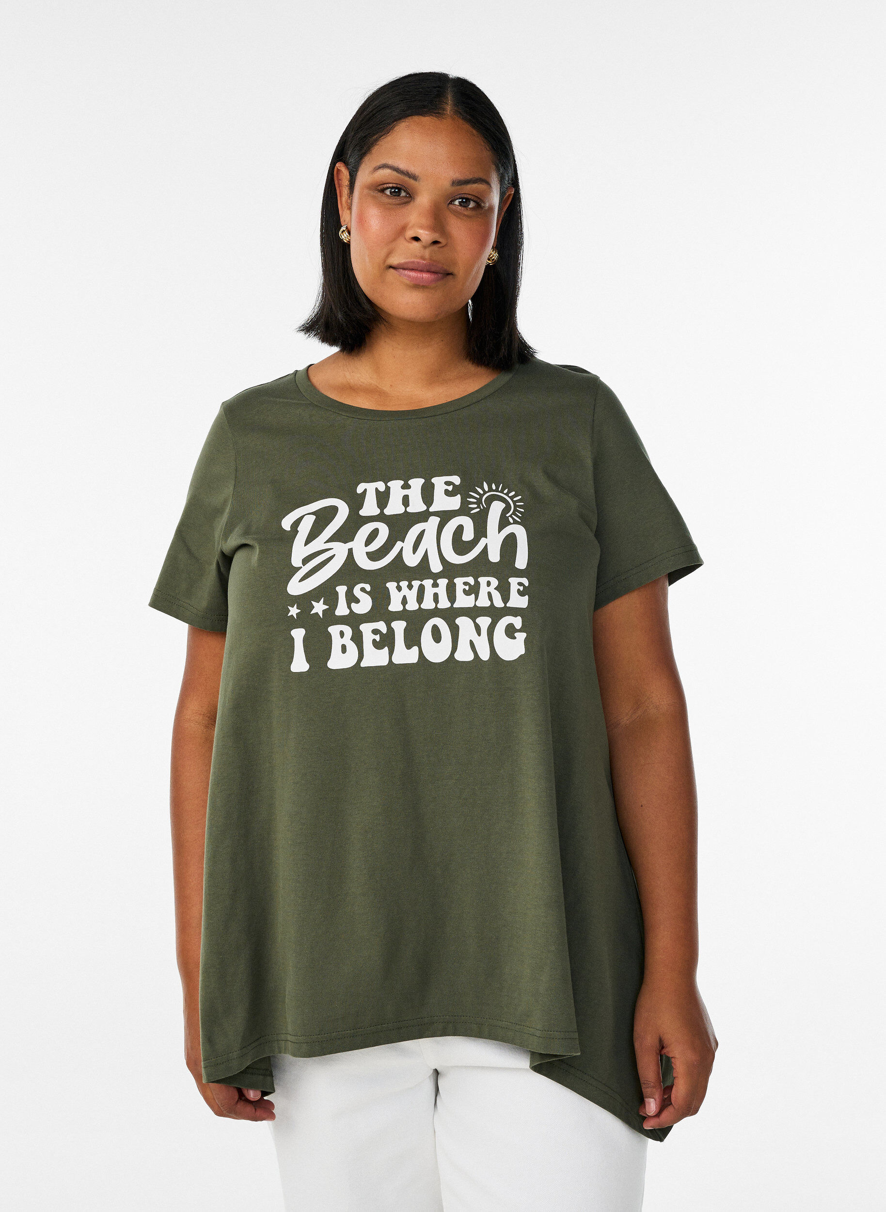 T-shirt with a round neck and A-line shape, Green, Model