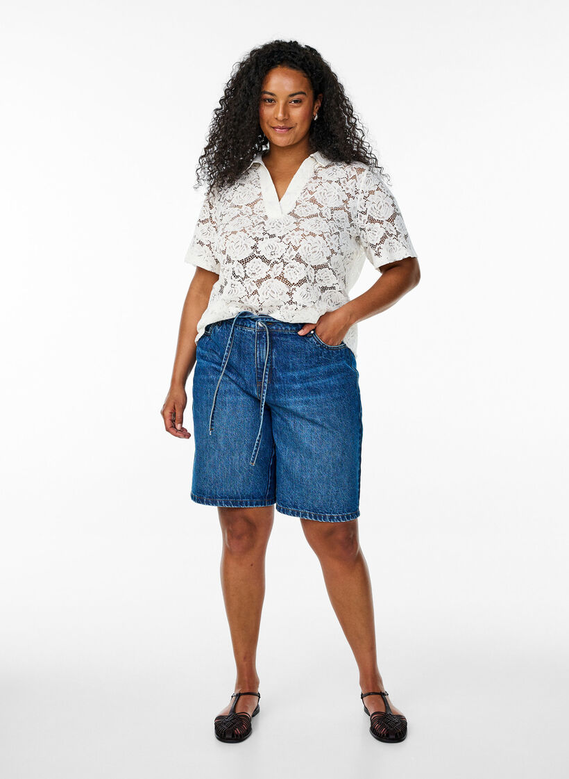 Lace blouse with a collar and V-neck, Vanilla, Model image number 1