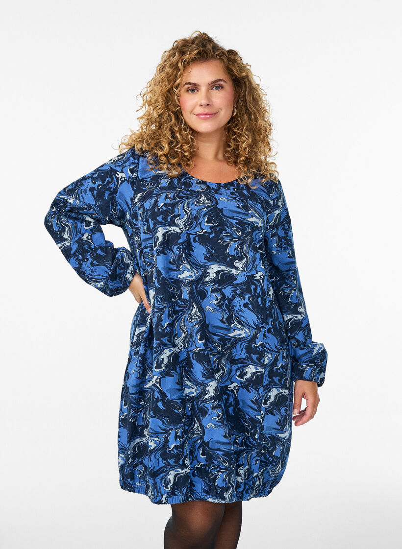 Short cotton dress with an elasticated hem and long sleeves, Blue, Model image number 0
