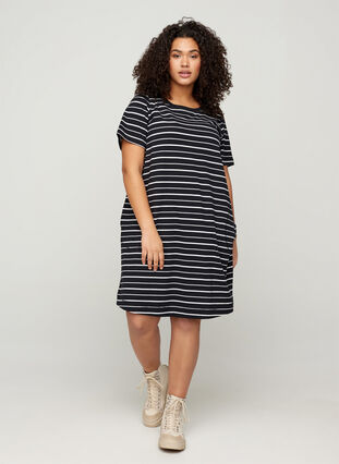 Short-sleeved cotton dress with pockets, Black w. stripe, Model image number 2
