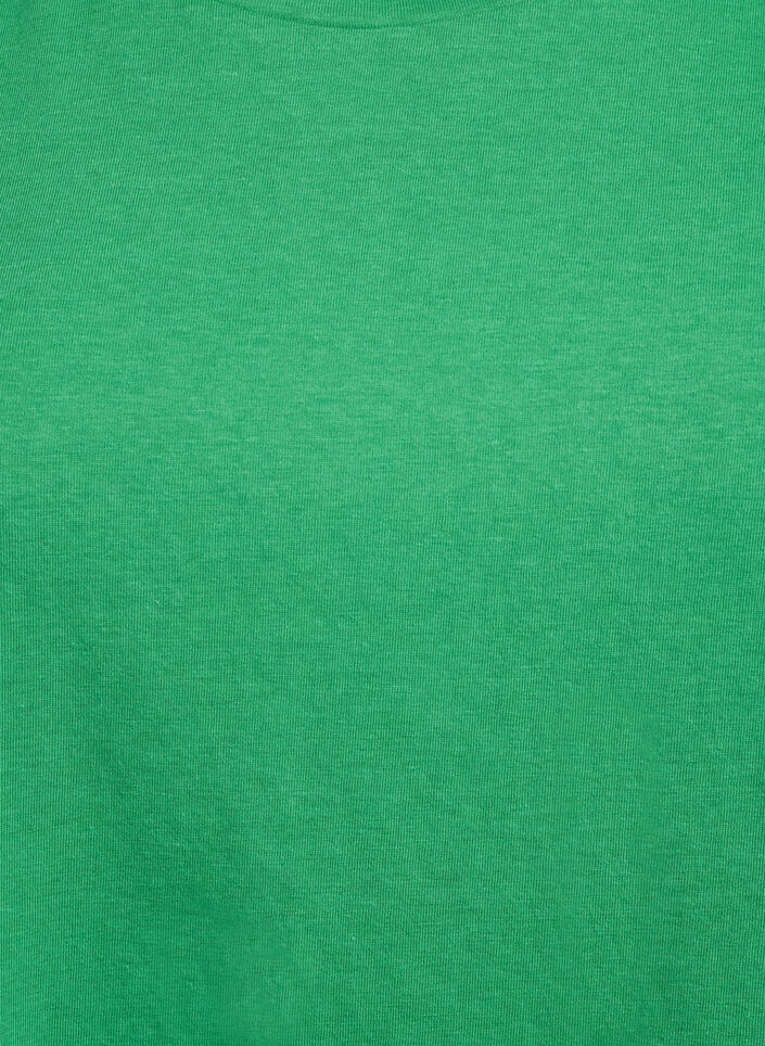 Short-sleeved t-shirt in a cotton blend, Green, Packshot image number 2