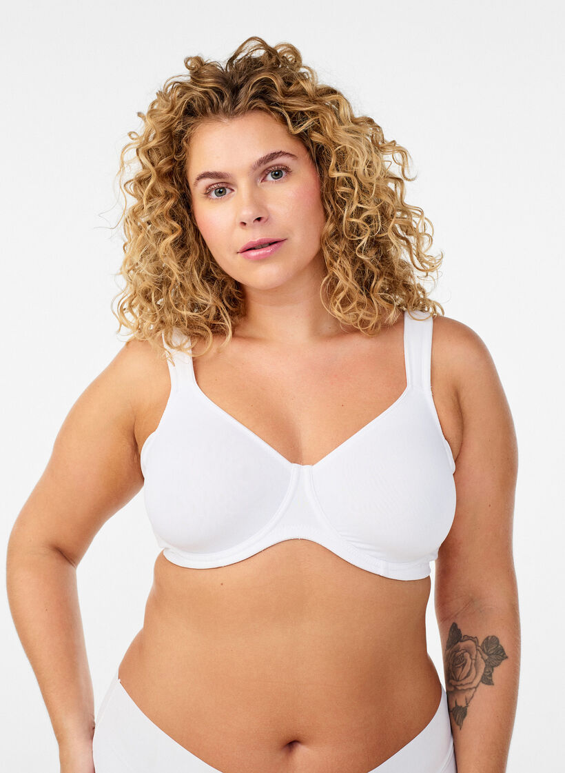 Comfort bra with underwire and moulded cups, White, Model image number 0