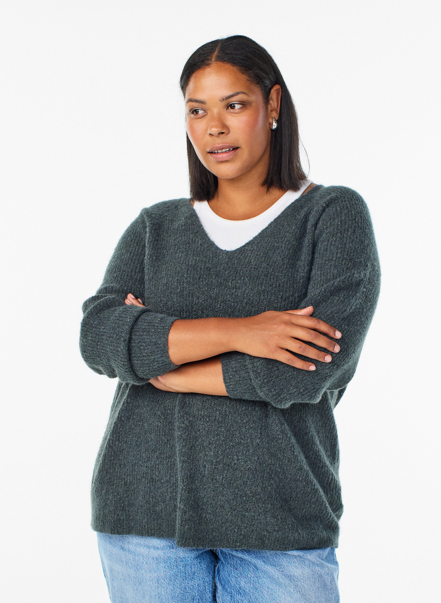 Knitted blouse with V-neck and raglan sleeves, Green, Model