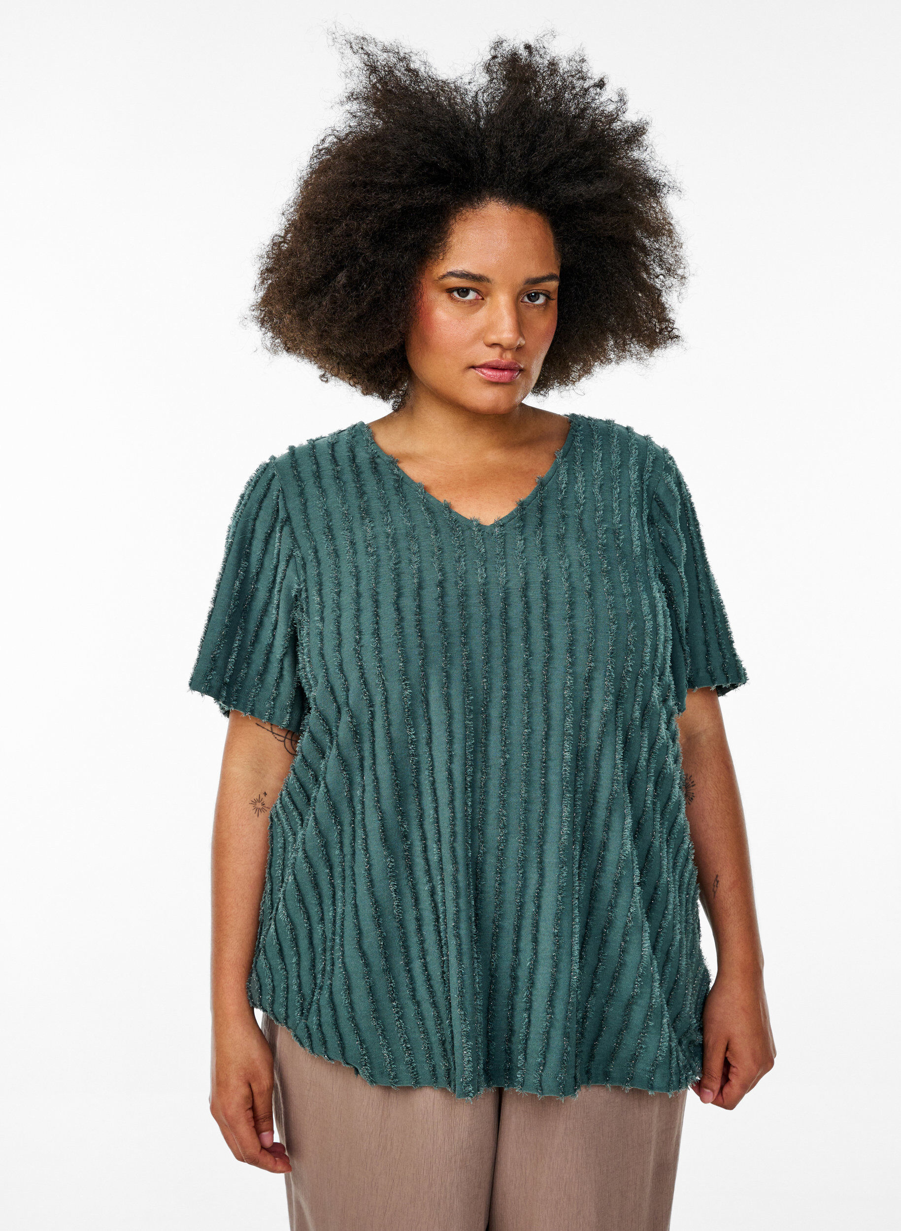Blouse with short sleeves and striped texture, Green, Model