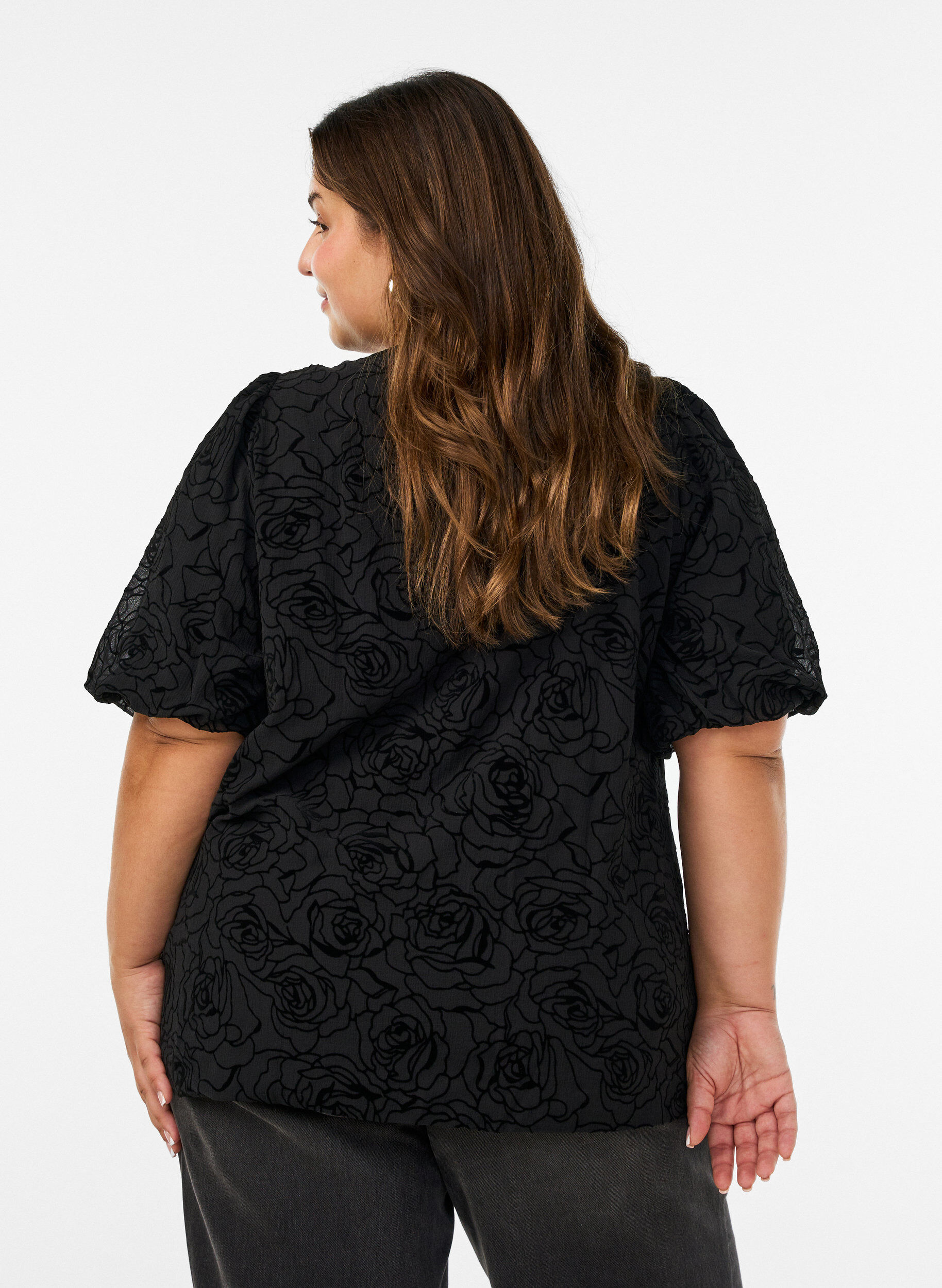 ZizzifashionBlouse with floral pattern and balloon sleeves, Black, Model image number 2