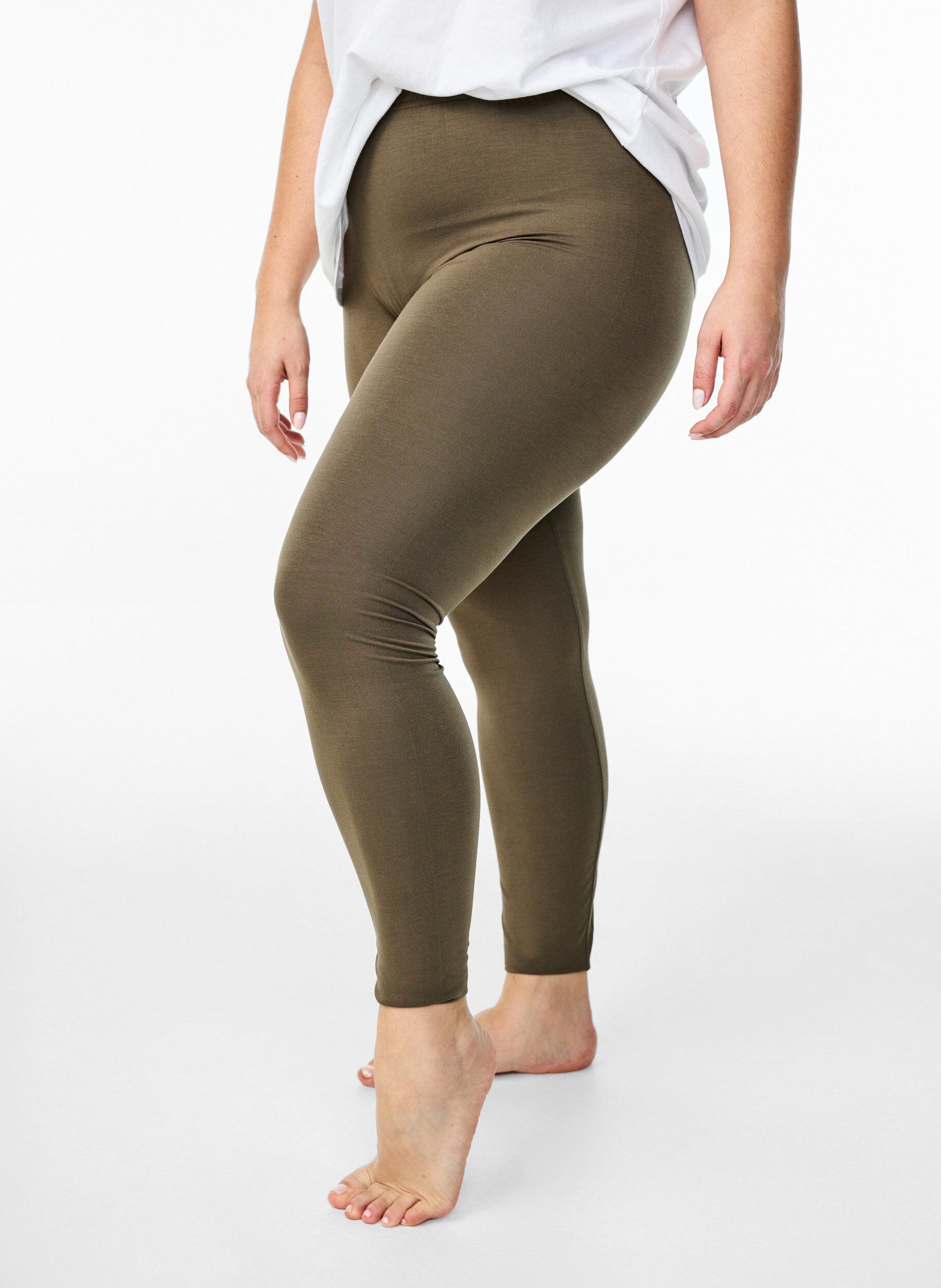 Zizzifashion Basic leggings in viscose, Green, Model image number 0