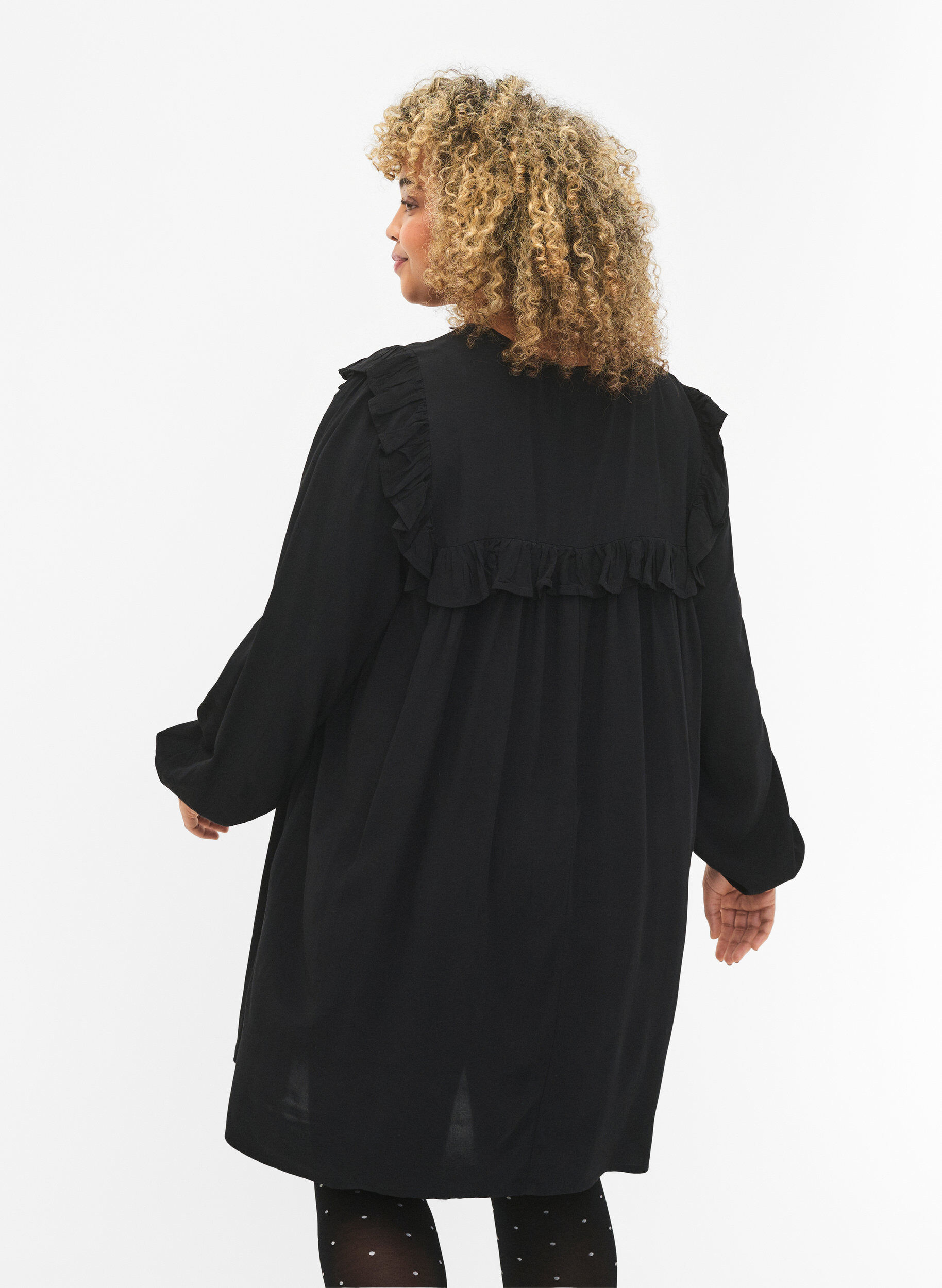 Zizzifashion Viscose tunic with ruffles, Black, Model image number 1