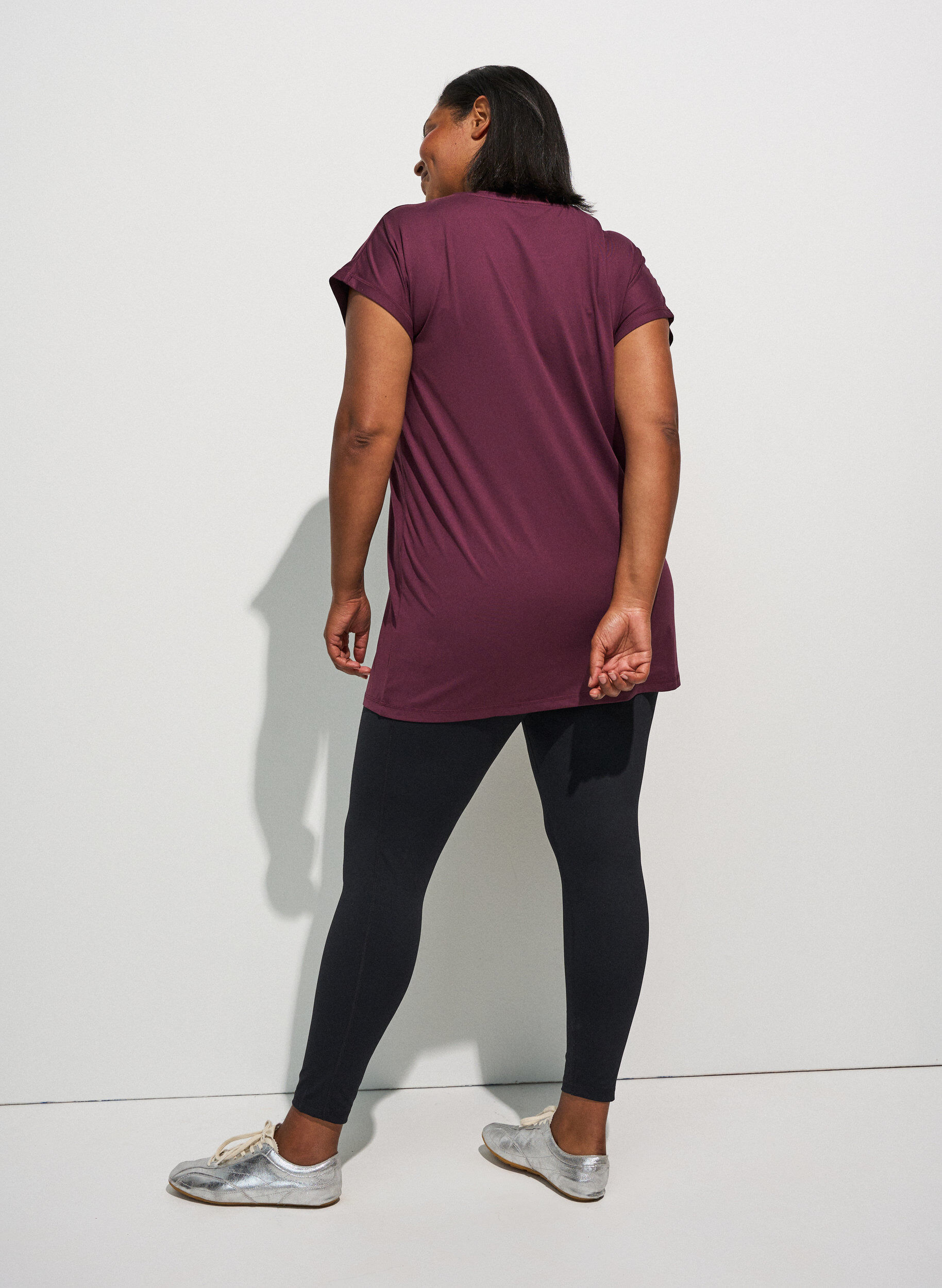 ZizzifashionLong workout T-shirt, Red, Model image number 2