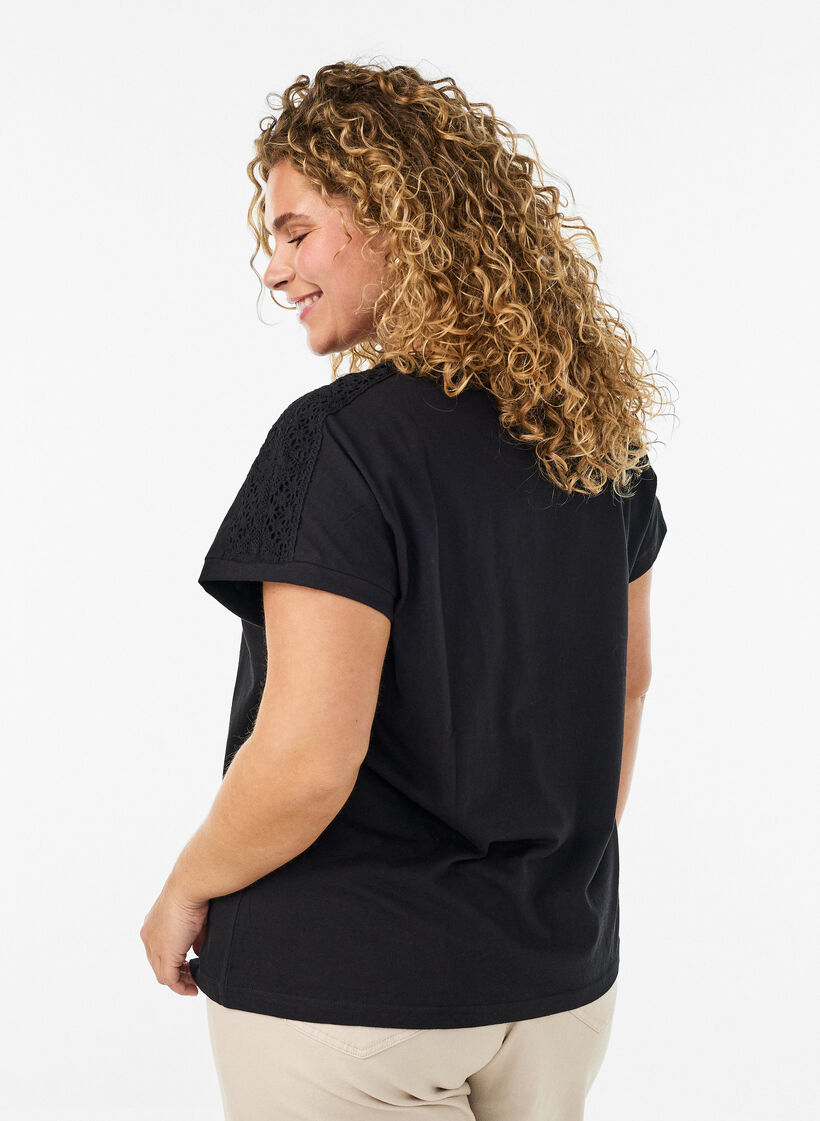 Cotton T-shirt with crochet detail, Black, Model image number 2