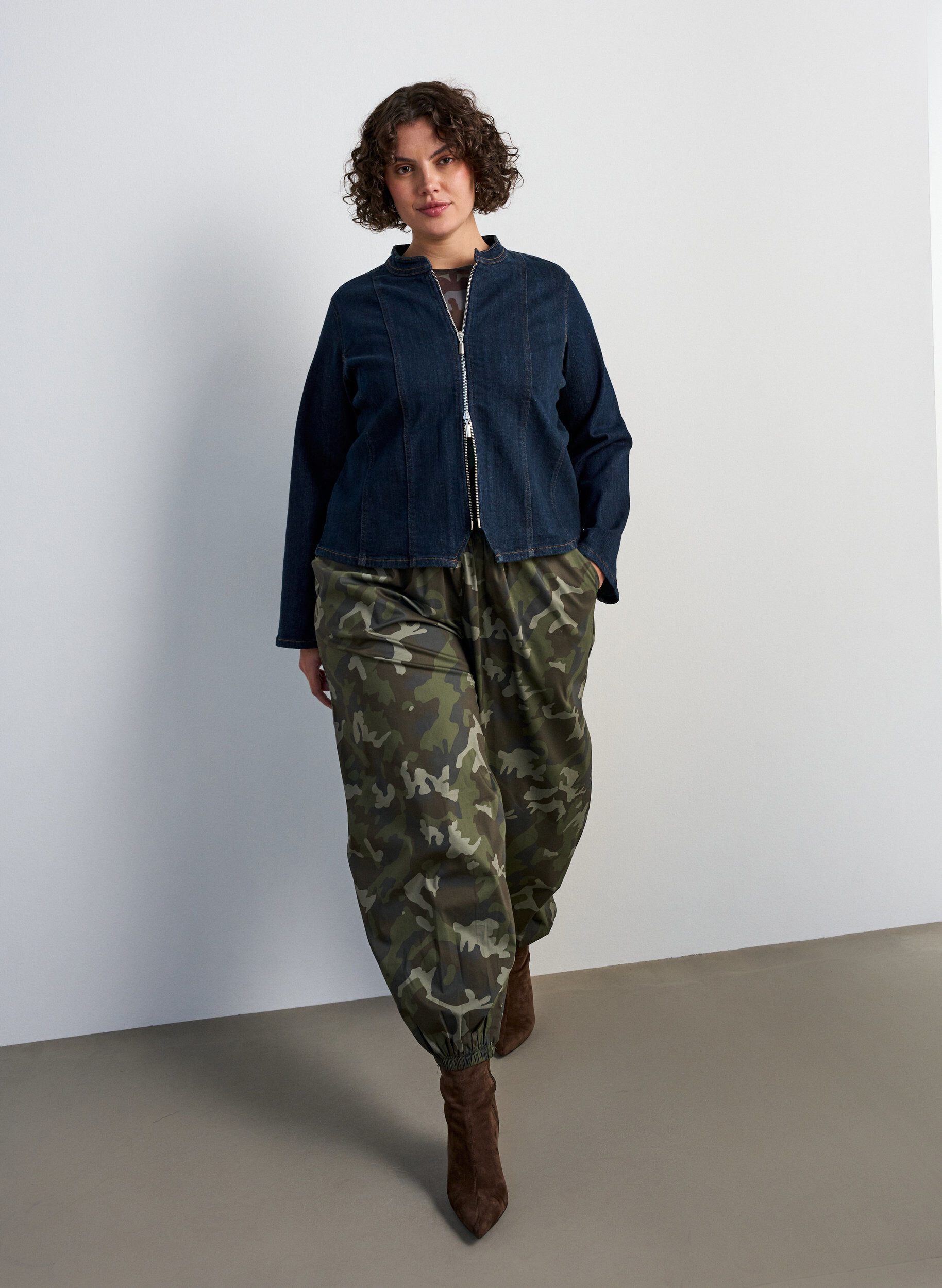 ZizzifashionBalloon trousers with a high waist and all-over pattern, Green, Model image number 0