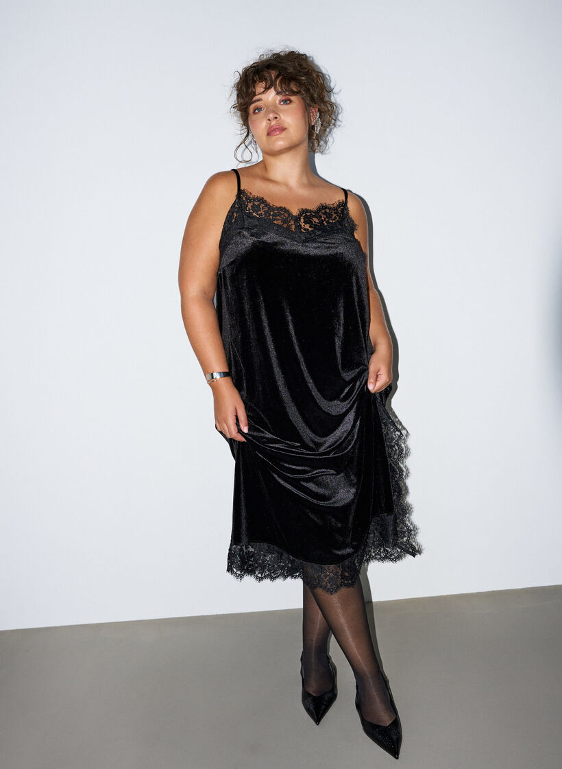 Velvet dress with lace and side slit, Black, Model image number 0