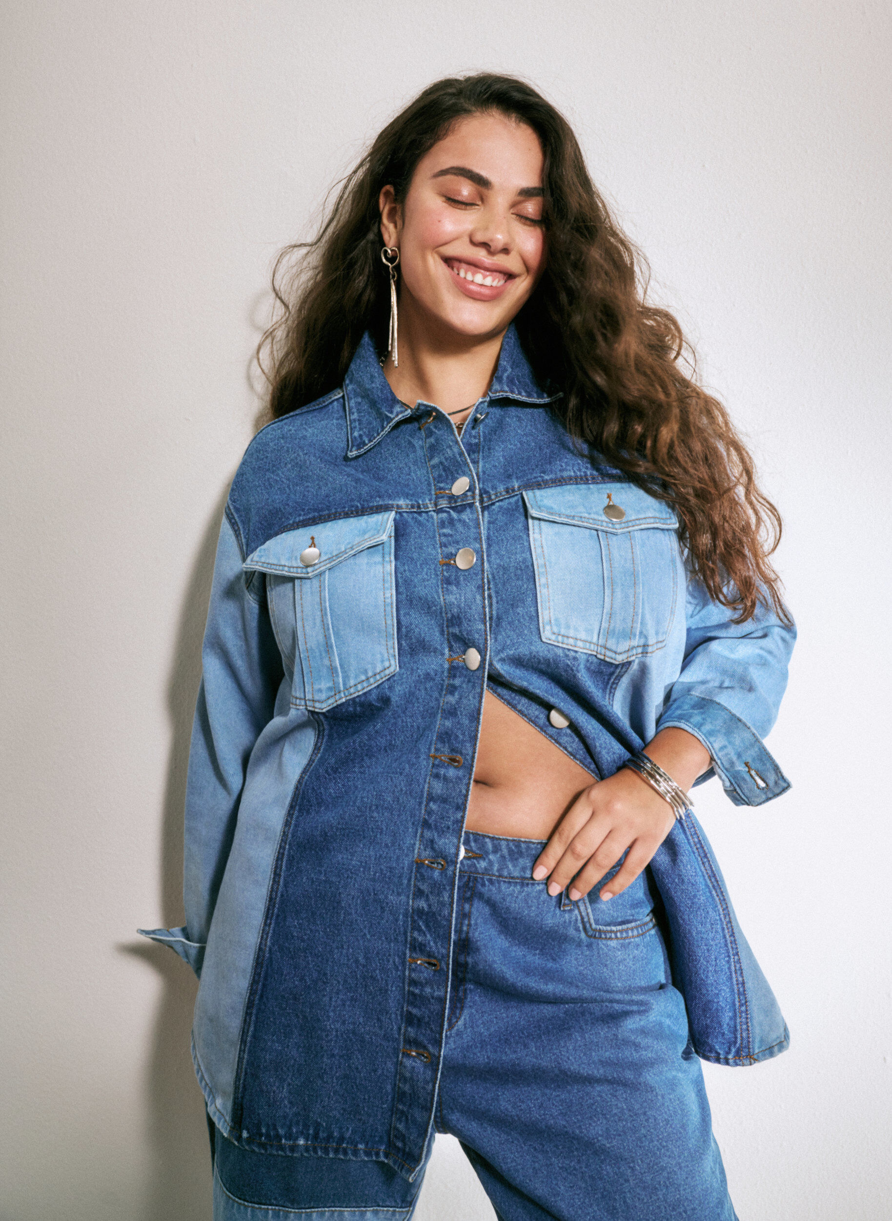 Zizzifashion Colorblock denim jacket, Light Blue Denim, Image image number 0