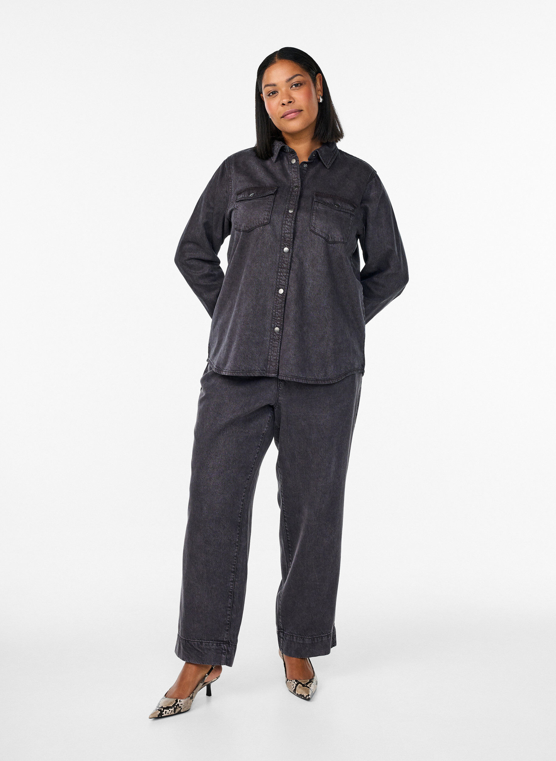 Zizzifashion Denim shirt with chest pockets, Grey, Model image number 1