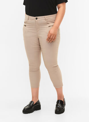 Close-fitting capri trousers in viscose blend, Pure Cashmere, Model image number 2