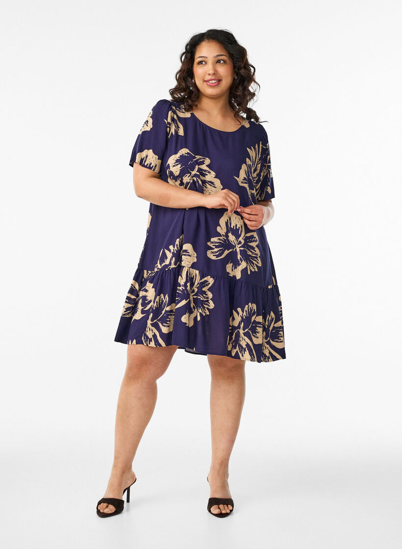 Dress in viscose with cutline, Blue, Model image number 1