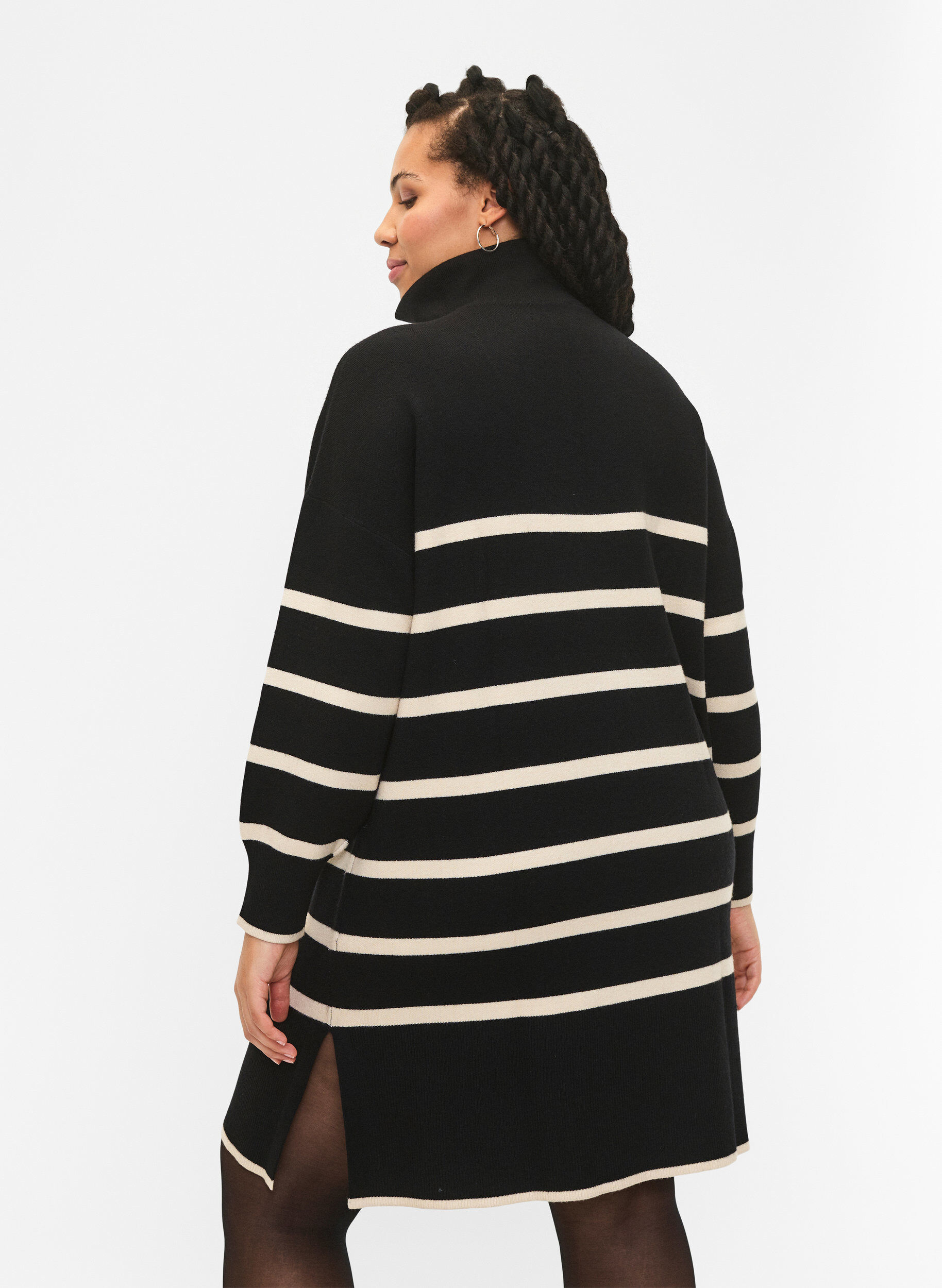 Zizzifashion Striped knit dress with high collar and zipper, Black w. Birch, Model image number 1