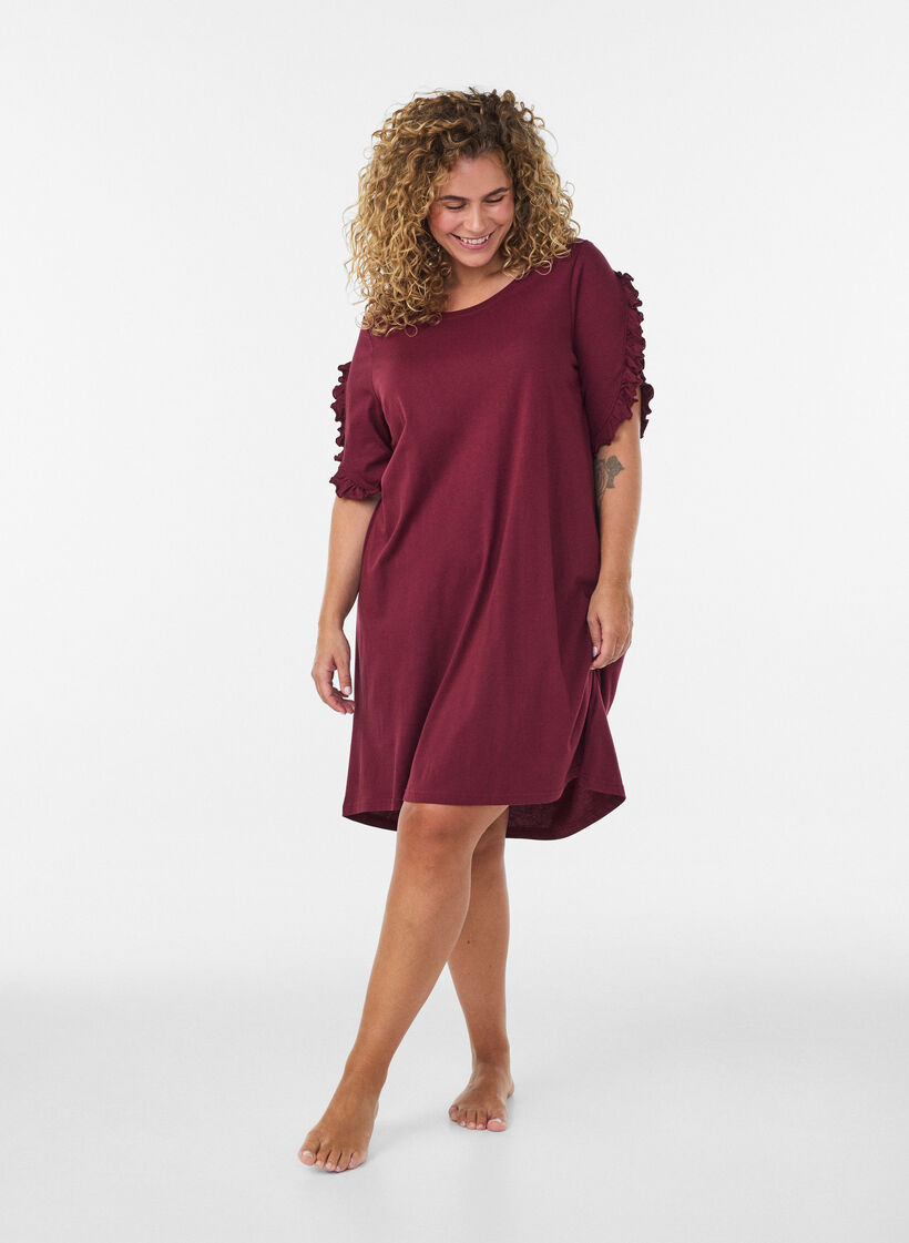 Nightgown in organic cotton with ruffle sleeves, Red, Model image number 1