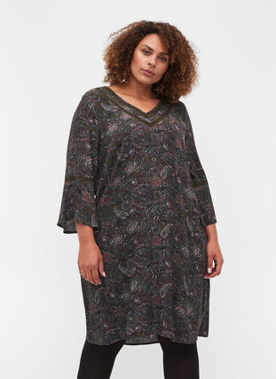 Viscose dress with A-line and paisley print, Green Paisley AOP, Model image number 0