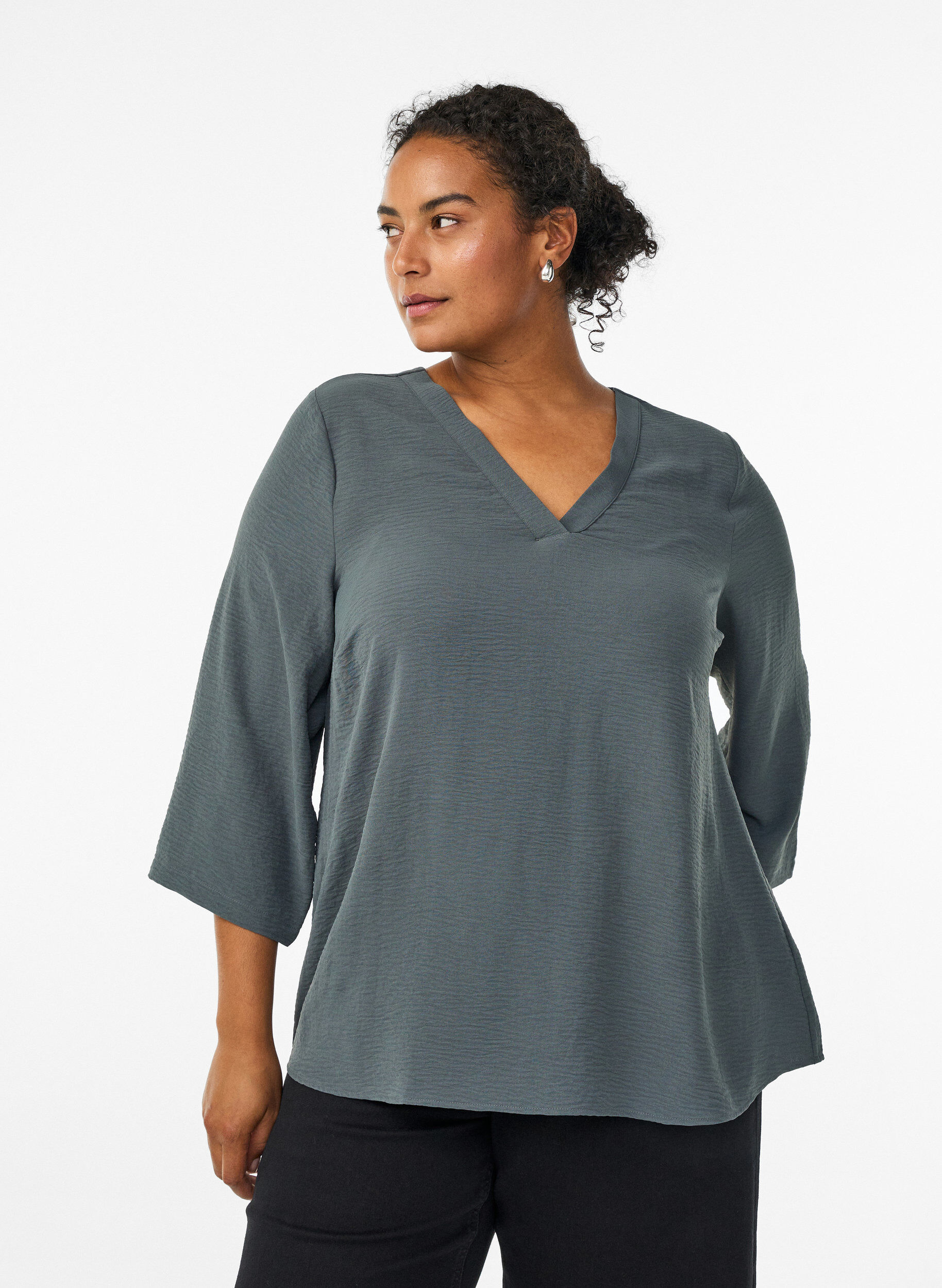 Blouse with 3/4 sleeves, Green, Model