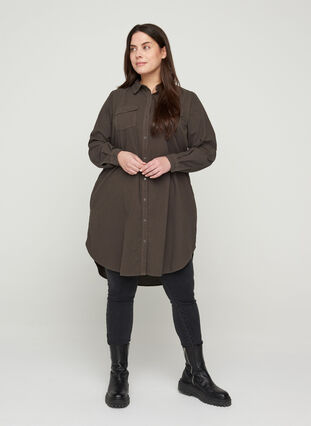 Long cotton shirt with chest pockets, Khaki Green, Model image number 3
