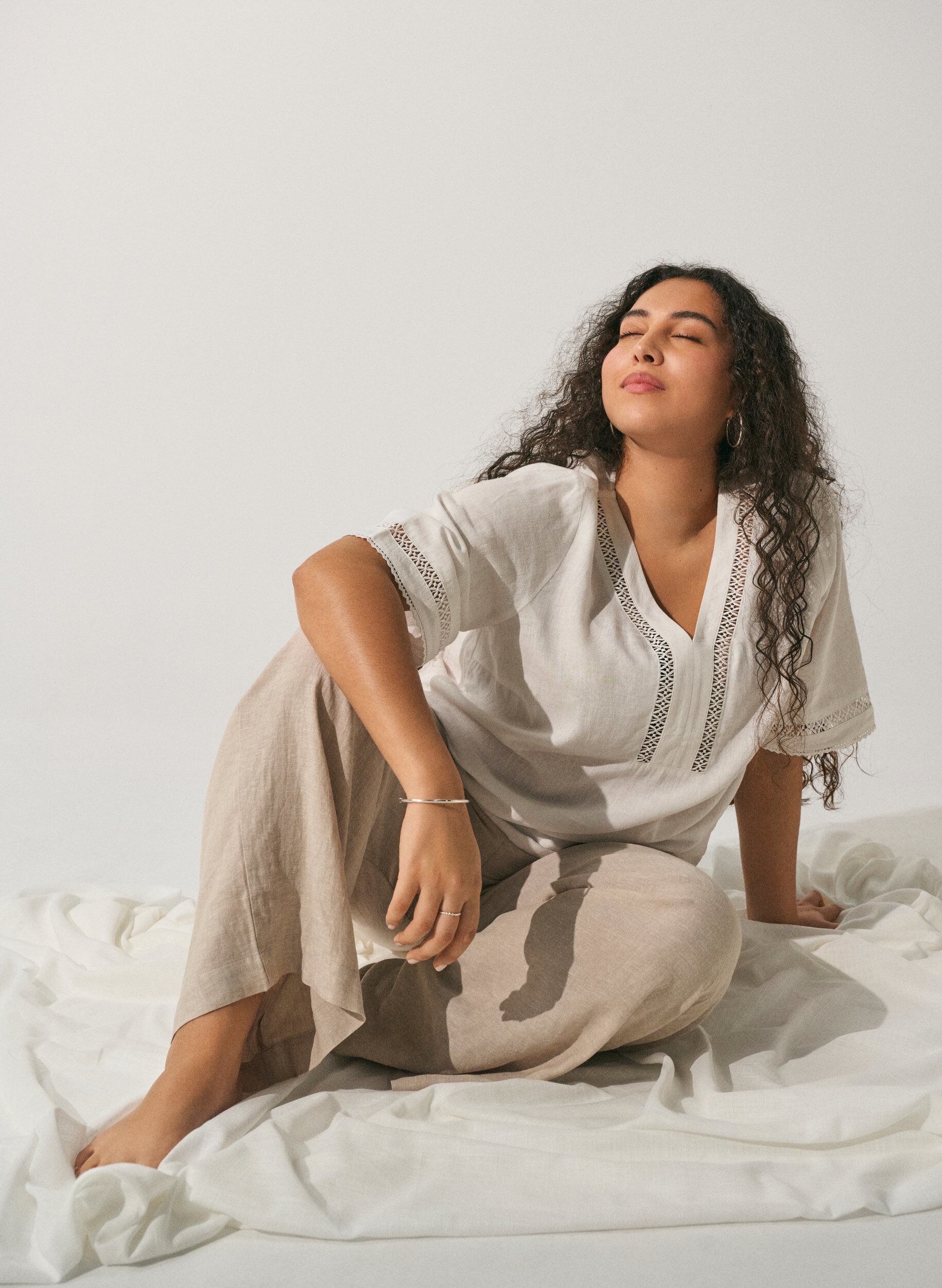 Zizzifashion Loose trousers in linen and viscose, Beige, Image image number 0